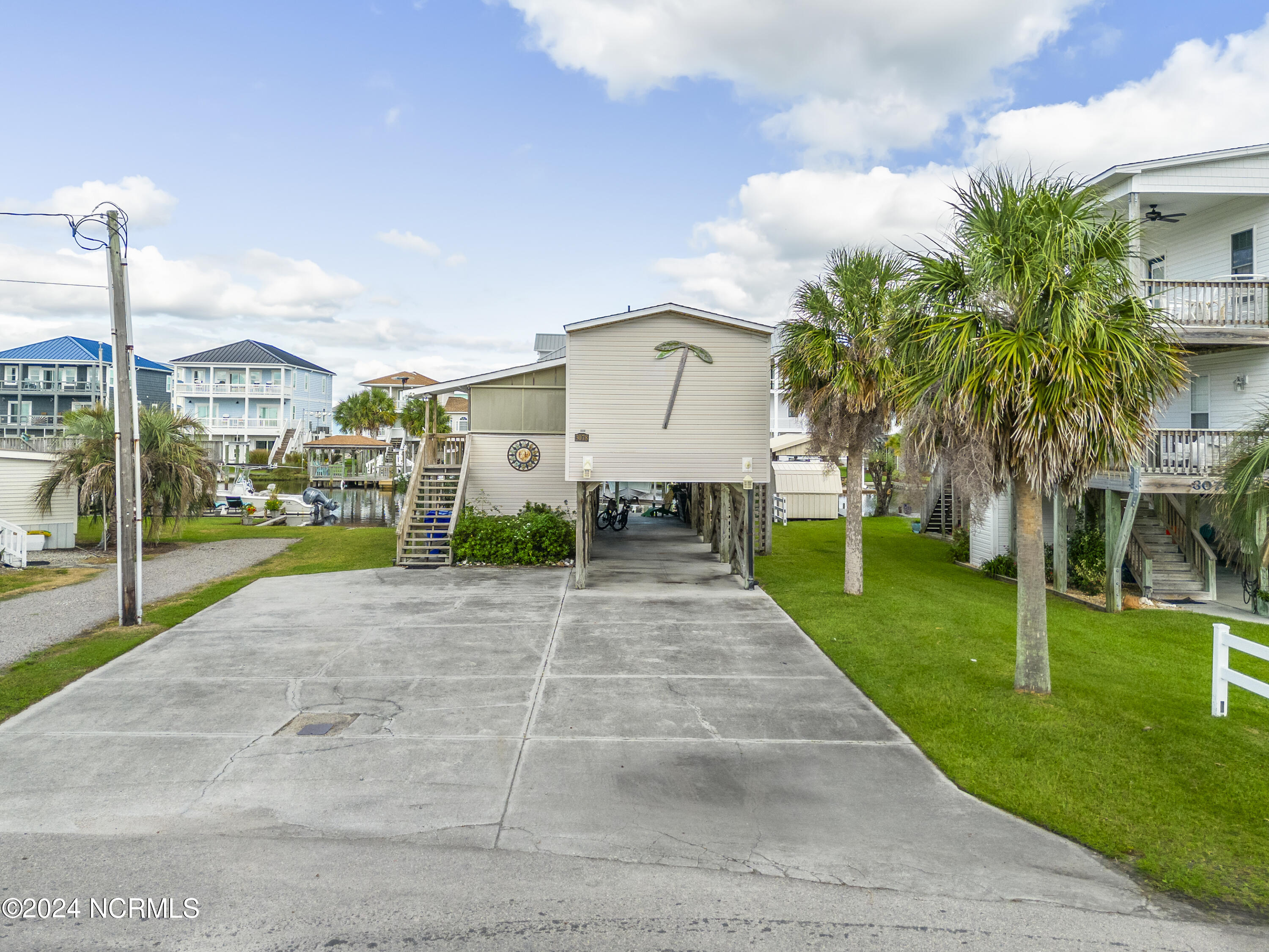 3078 3rd Street