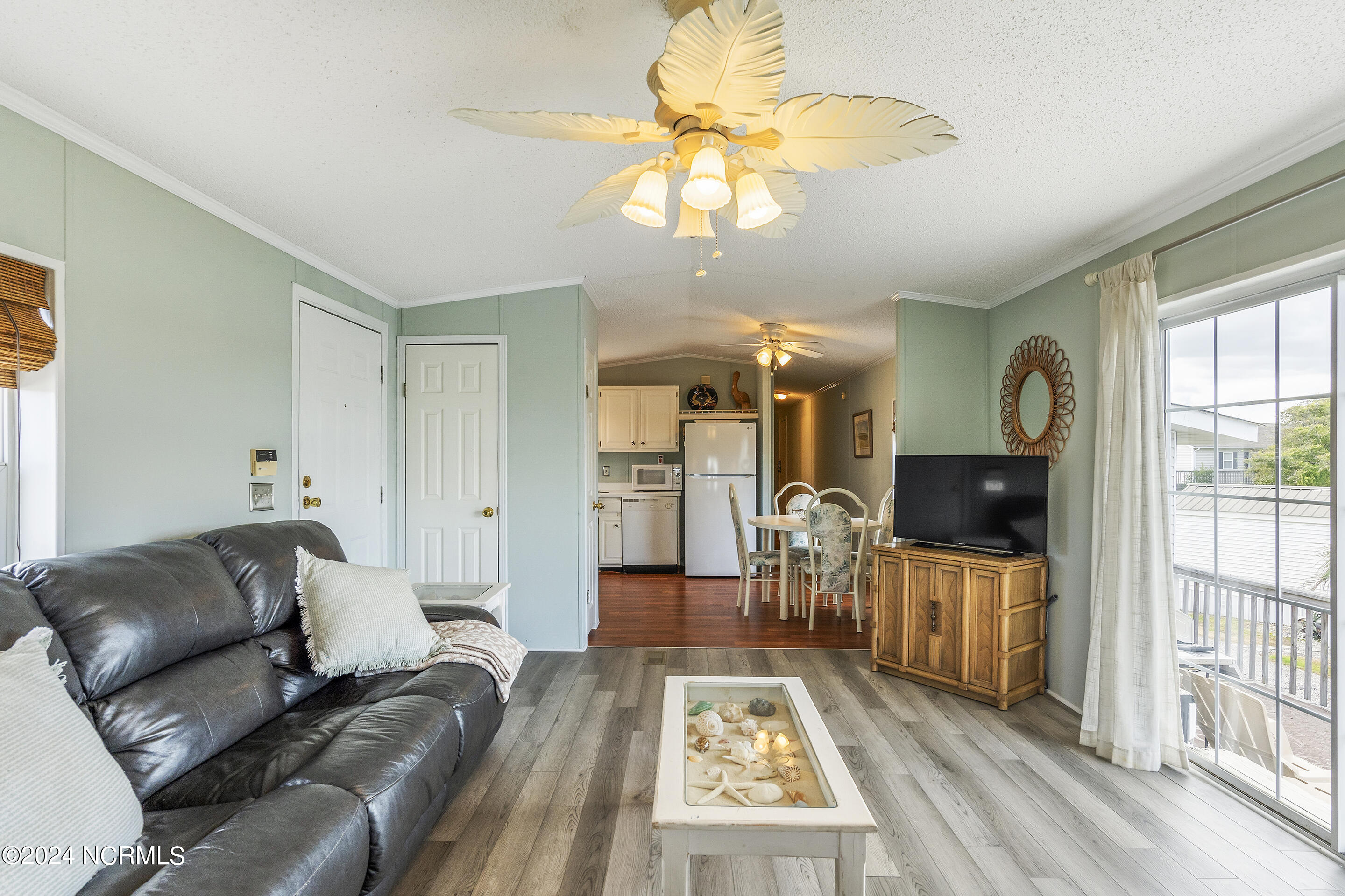3078 3rd Street