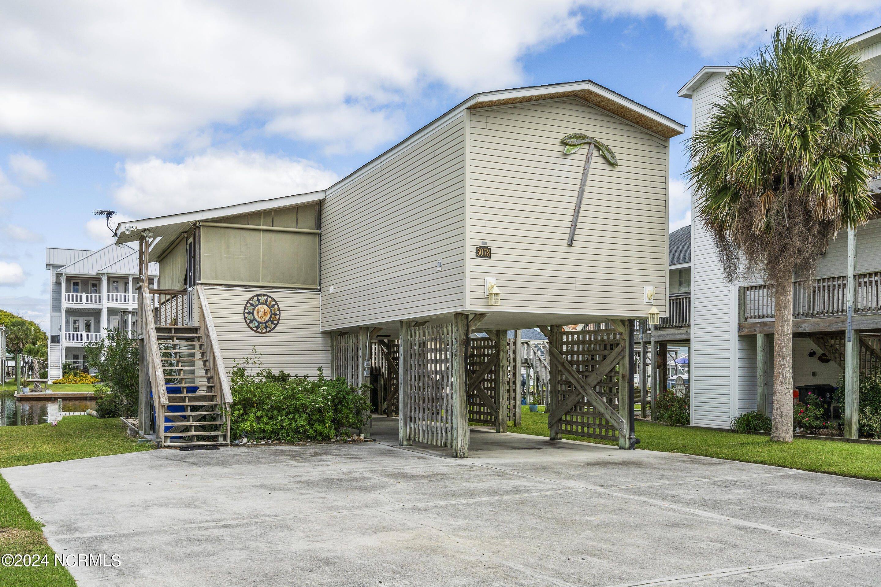 3078 3rd Street