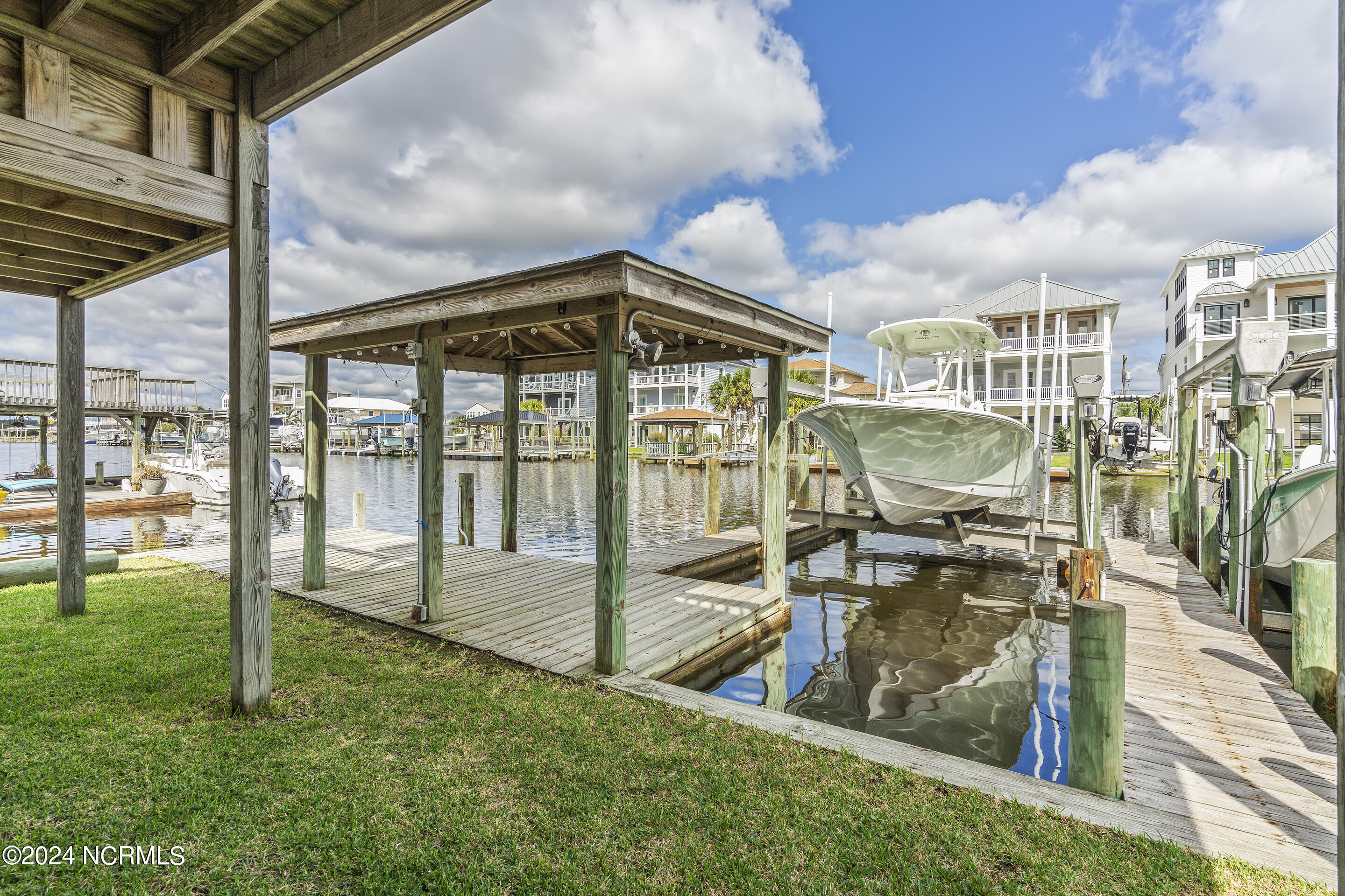 3078 3rd Street