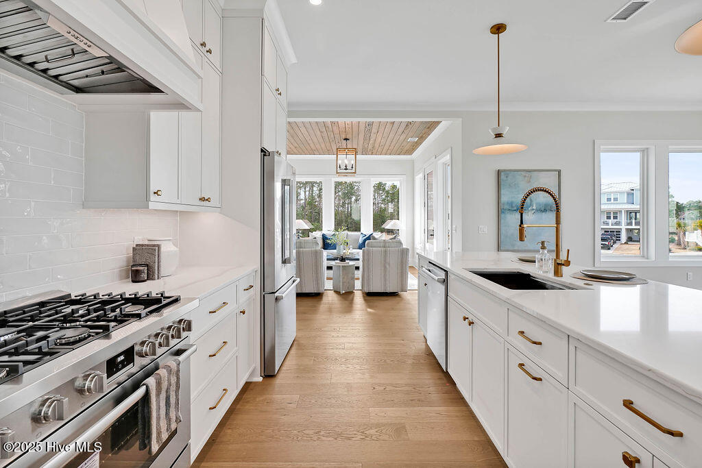 8116 Grand Harbour Court