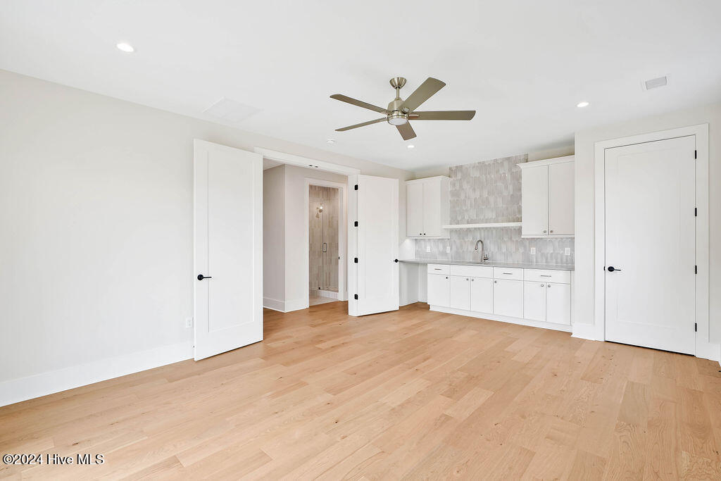 8116 Grand Harbour Court