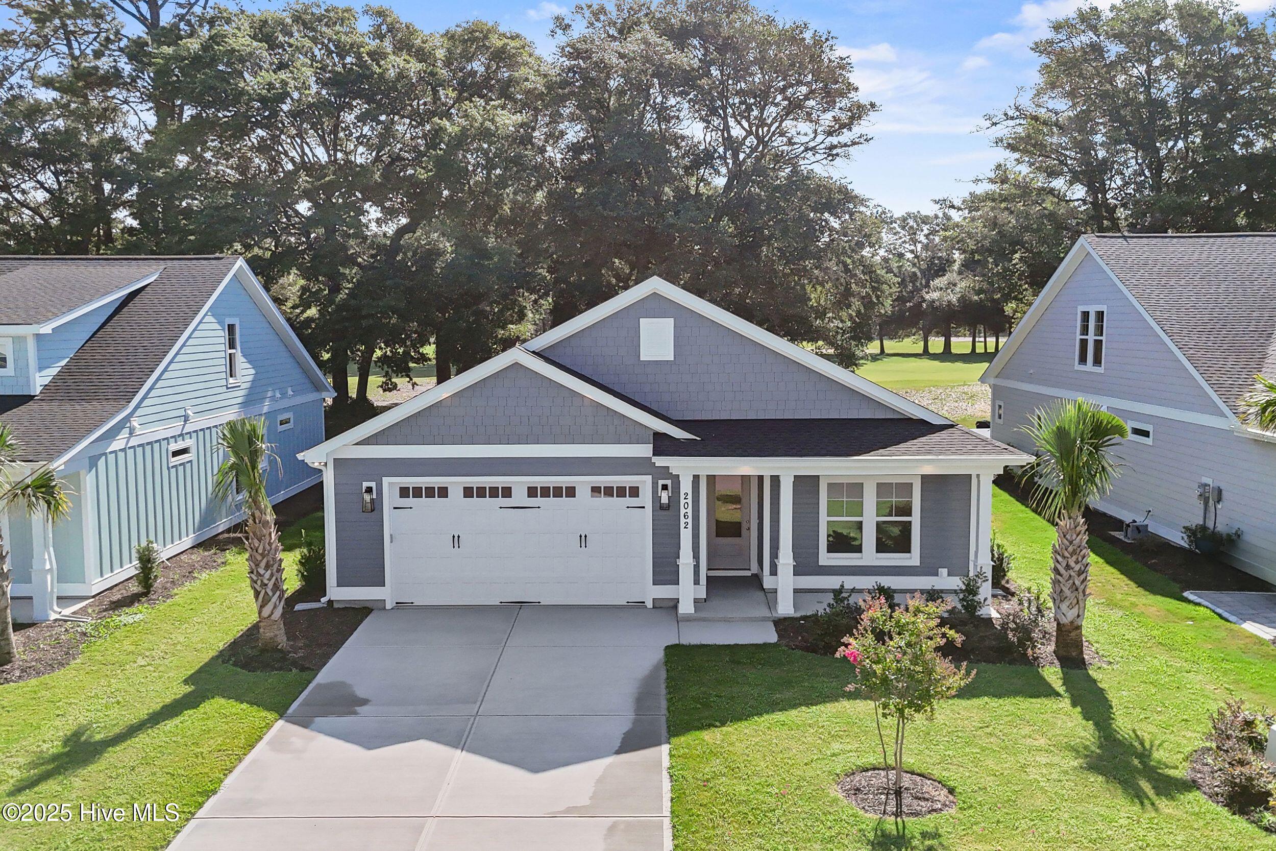 2062 Greenside Manor Drive SW