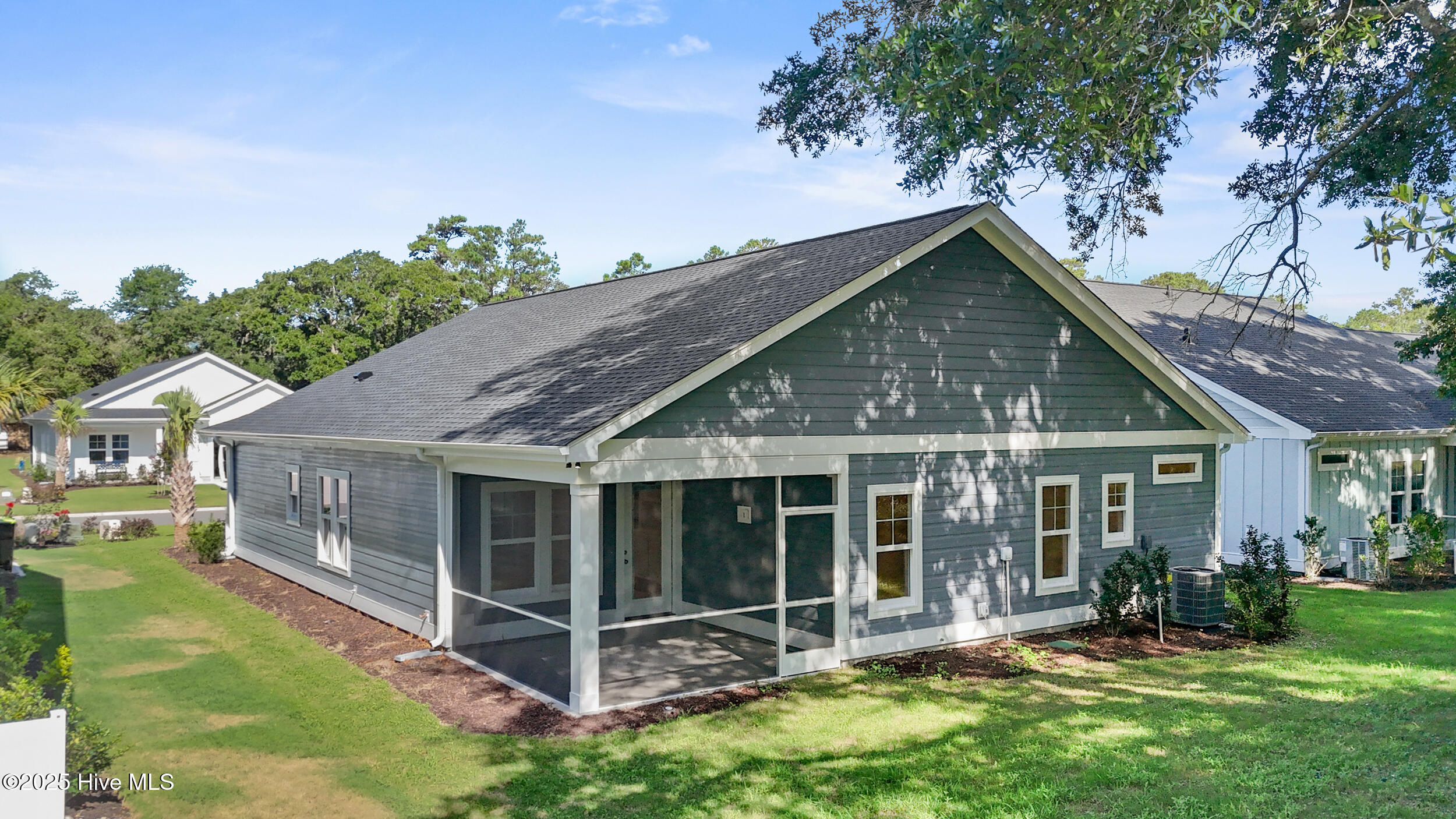 2062 Greenside Manor Drive SW