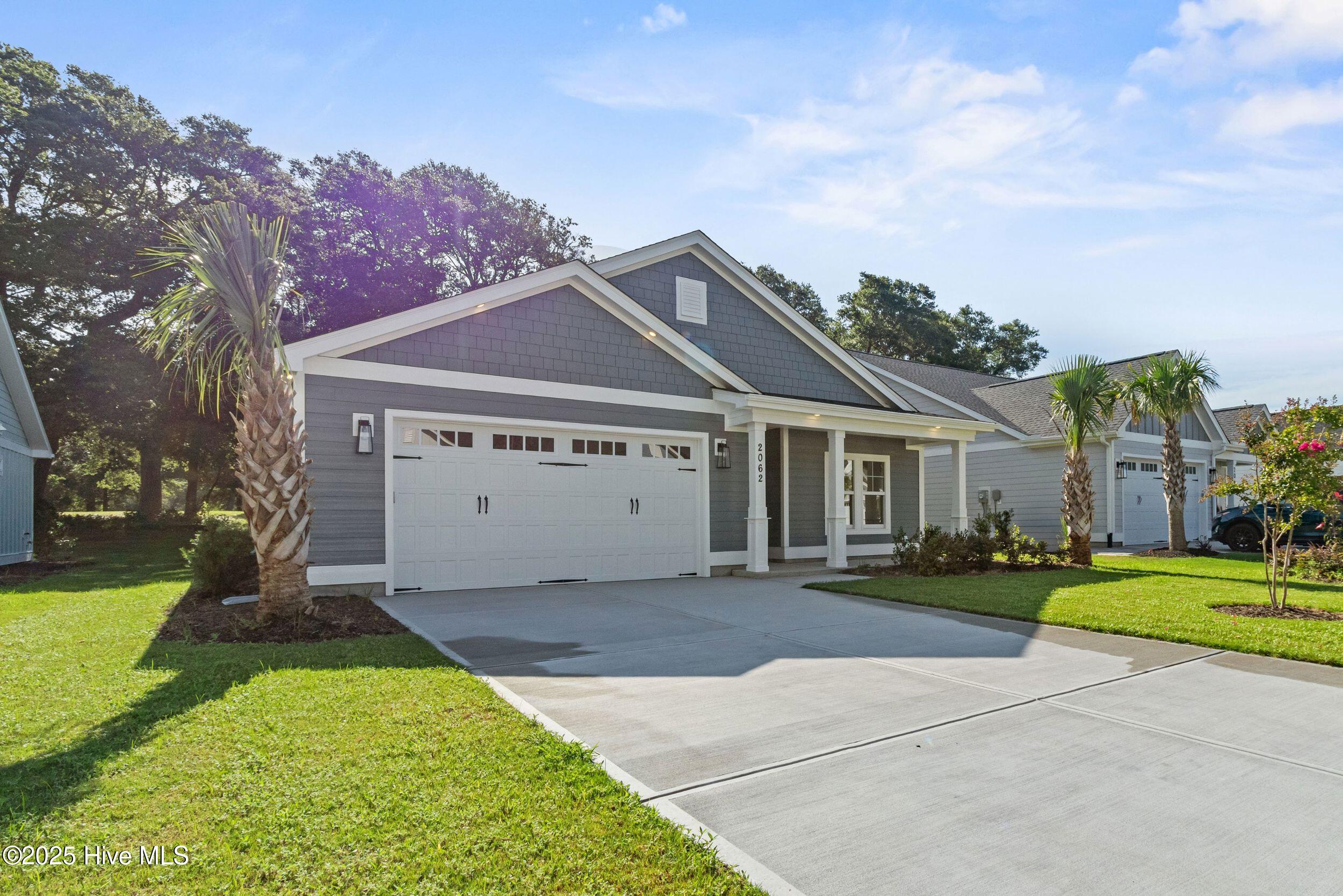 2062 Greenside Manor Drive SW