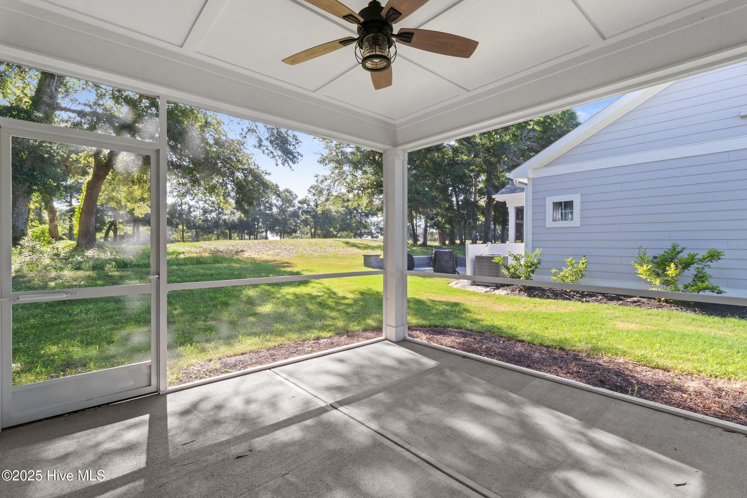 2062 Greenside Manor Drive SW