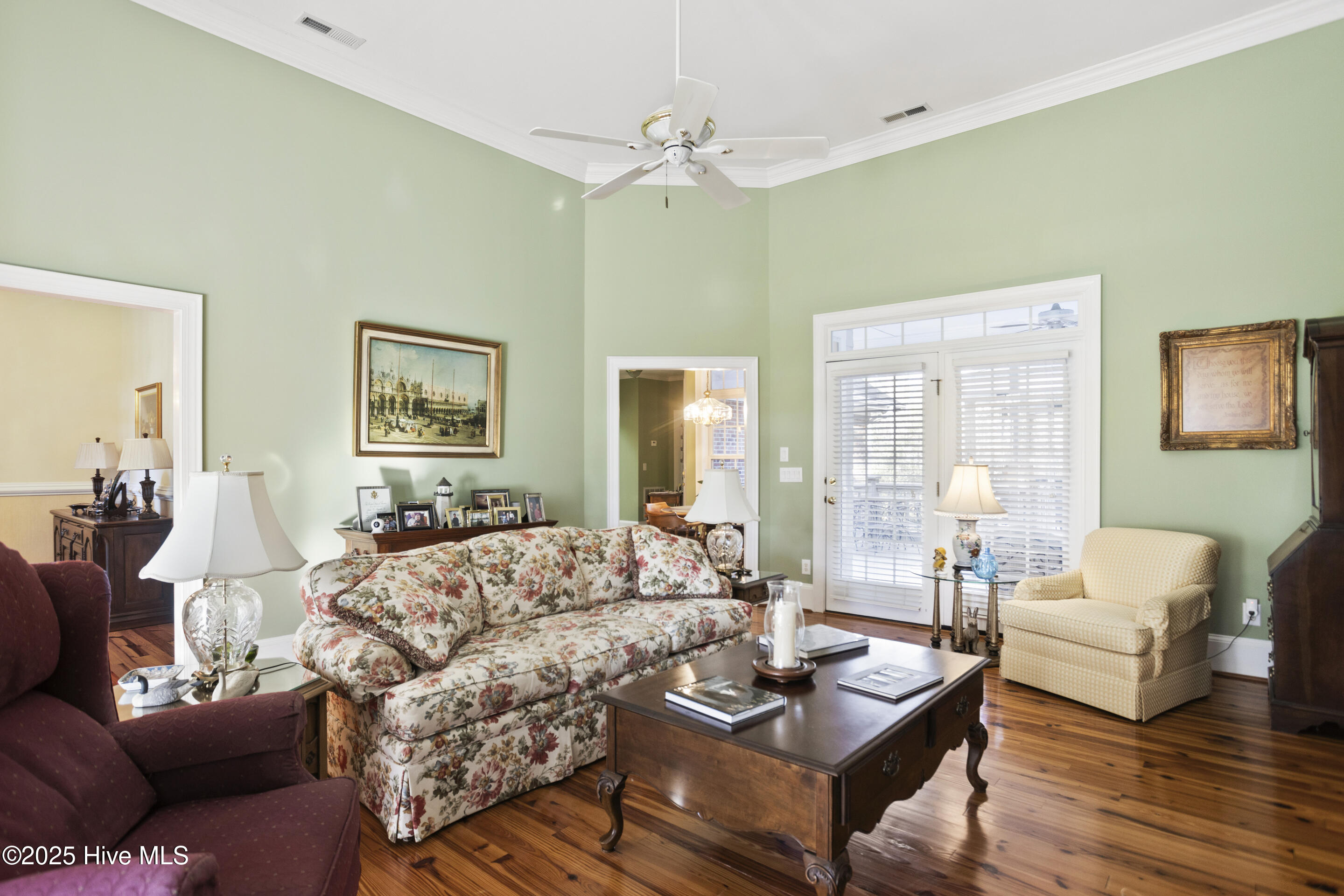 286 Gooseneck Road W
