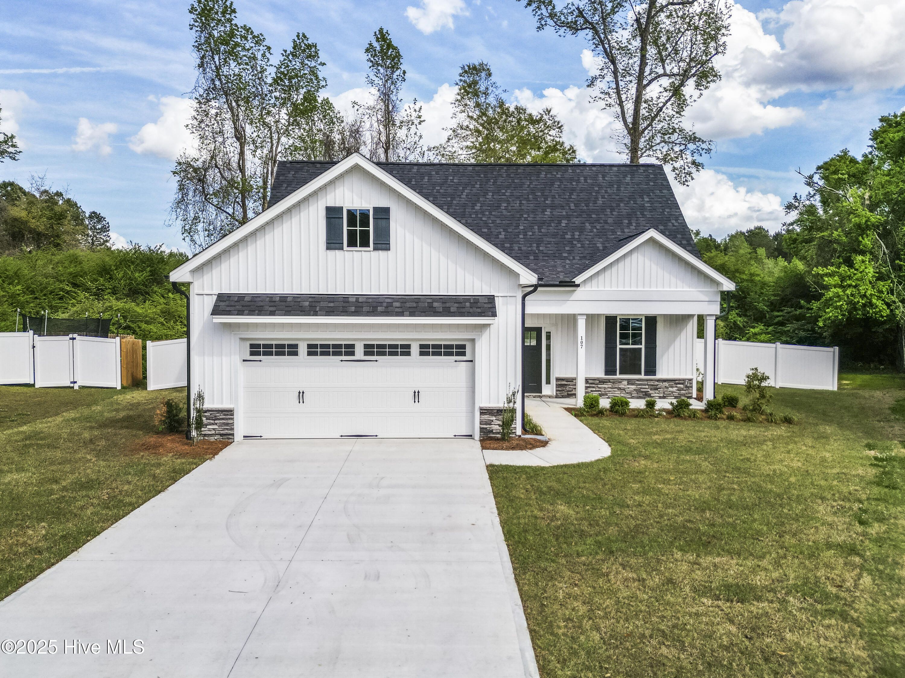 107 Ivy Court