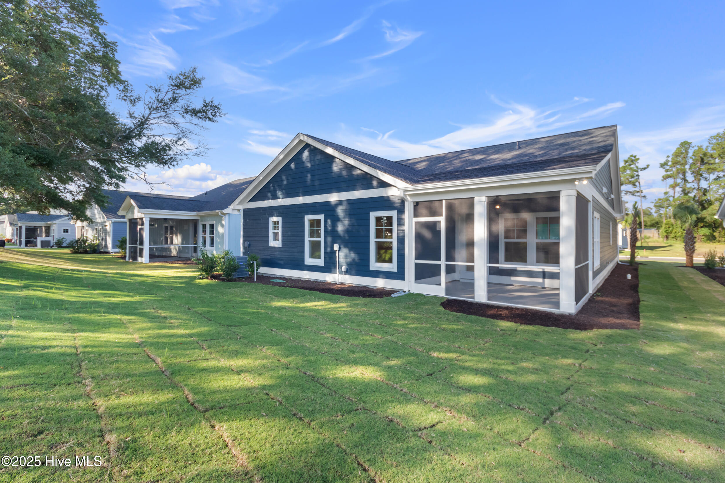 2054 Greenside Manor Drive SW