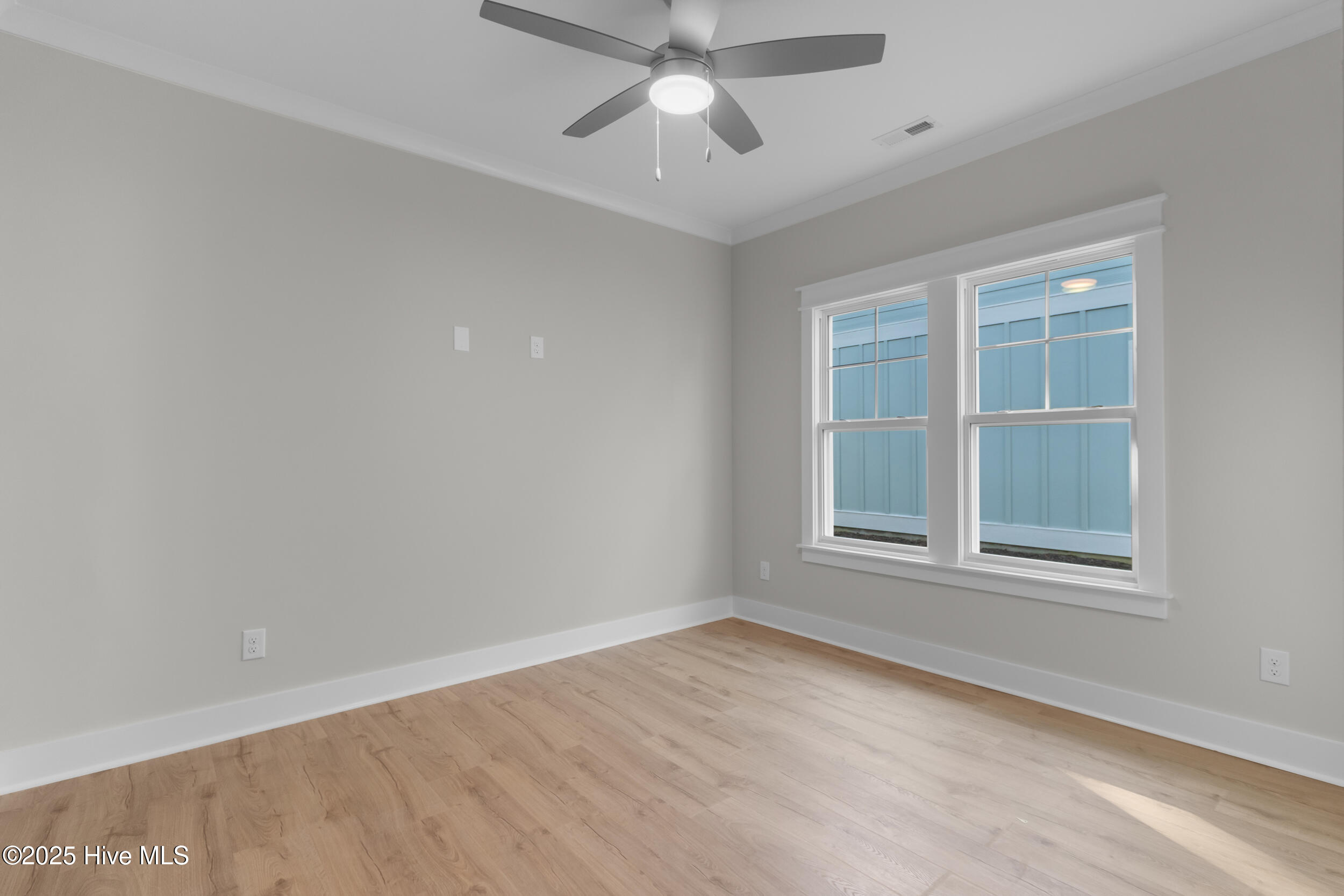 2054 Greenside Manor Drive SW
