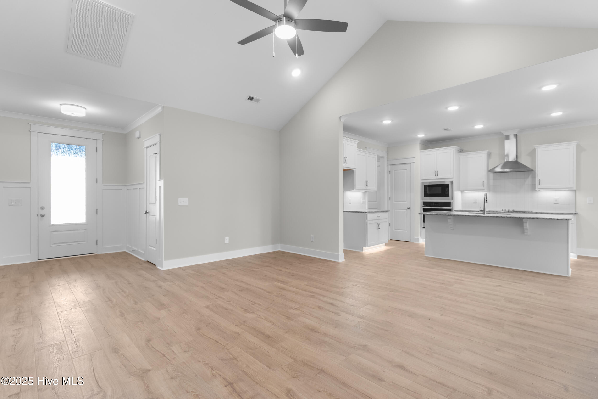 2054 Greenside Manor Drive SW