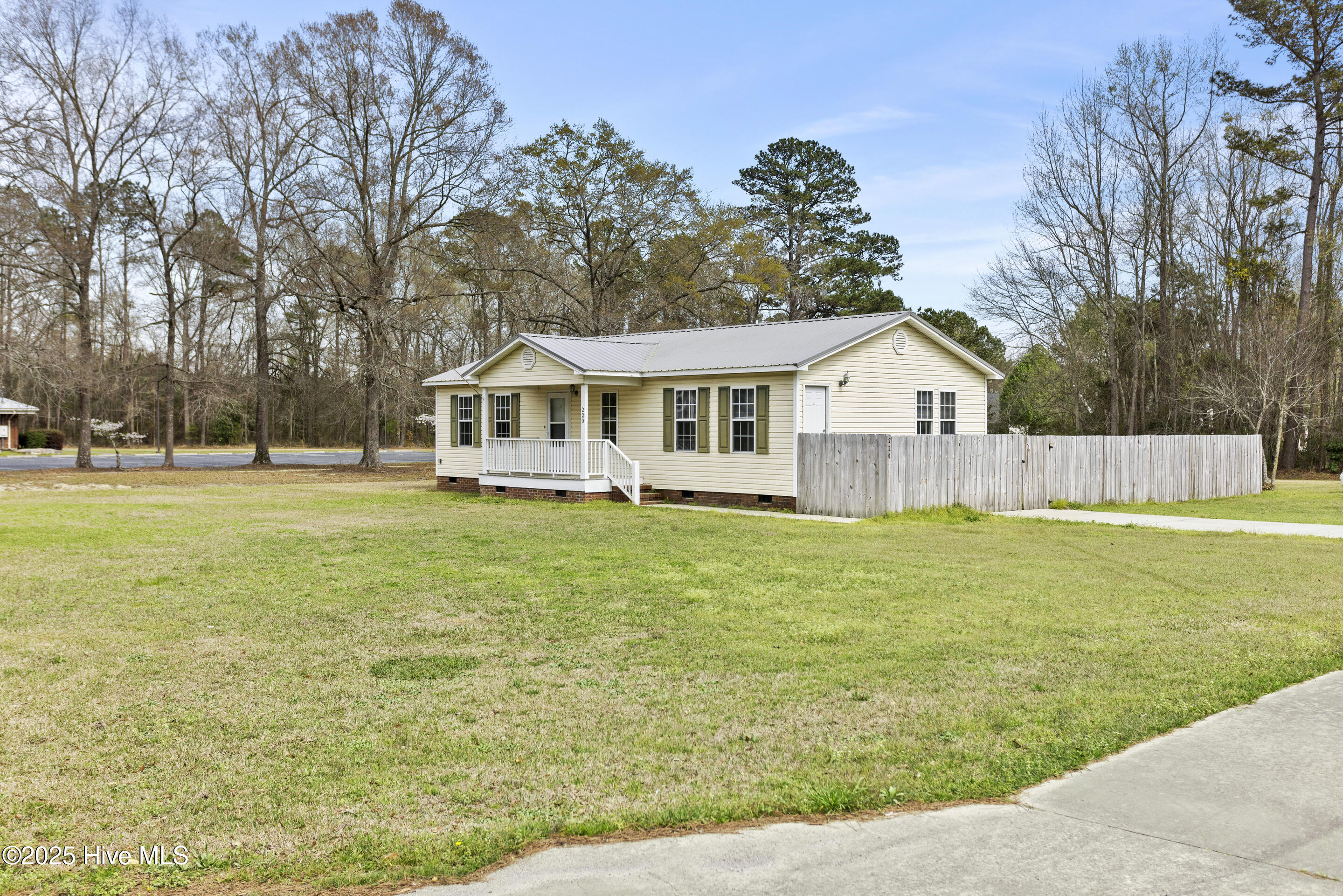 220 Tram Road