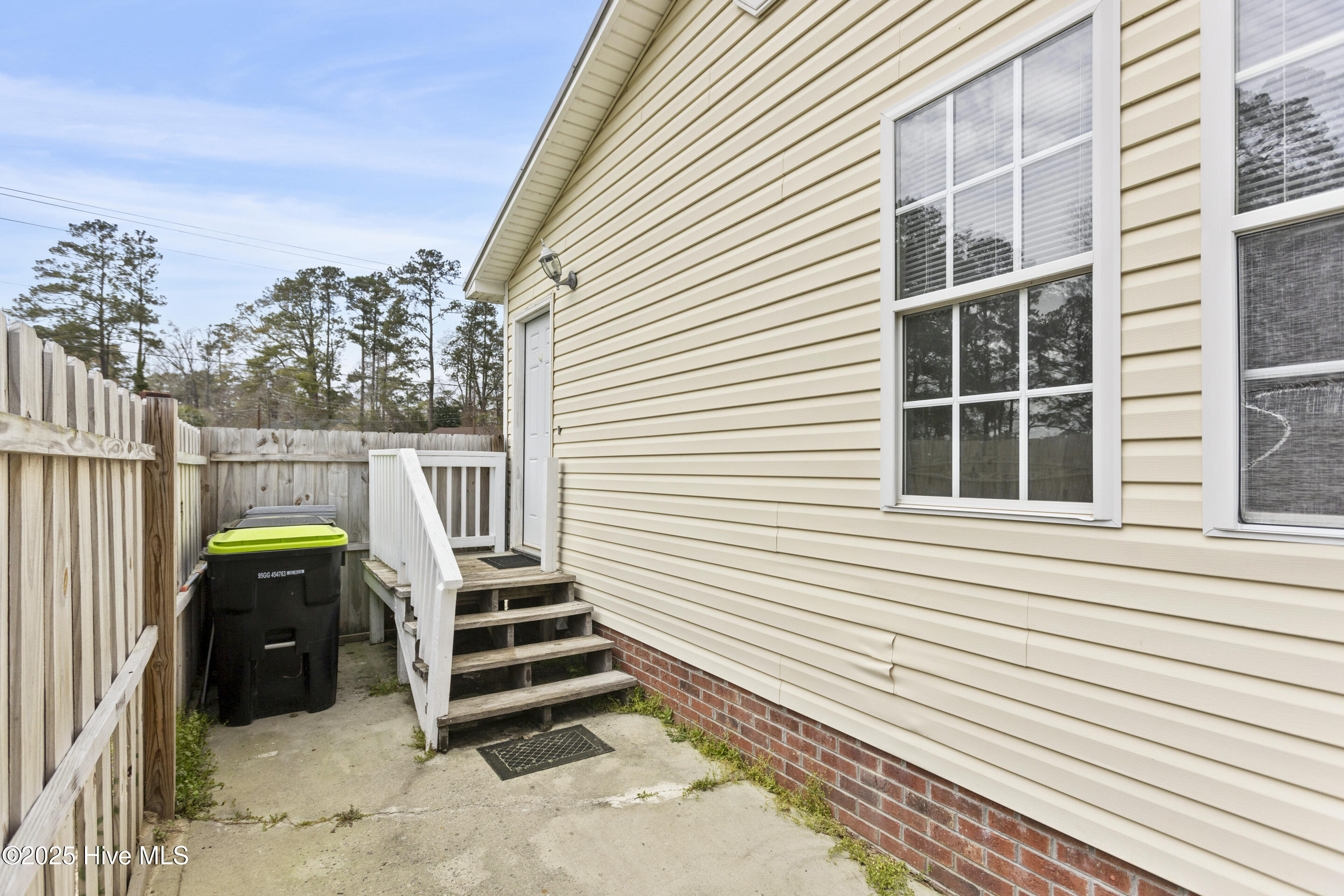 220 Tram Road