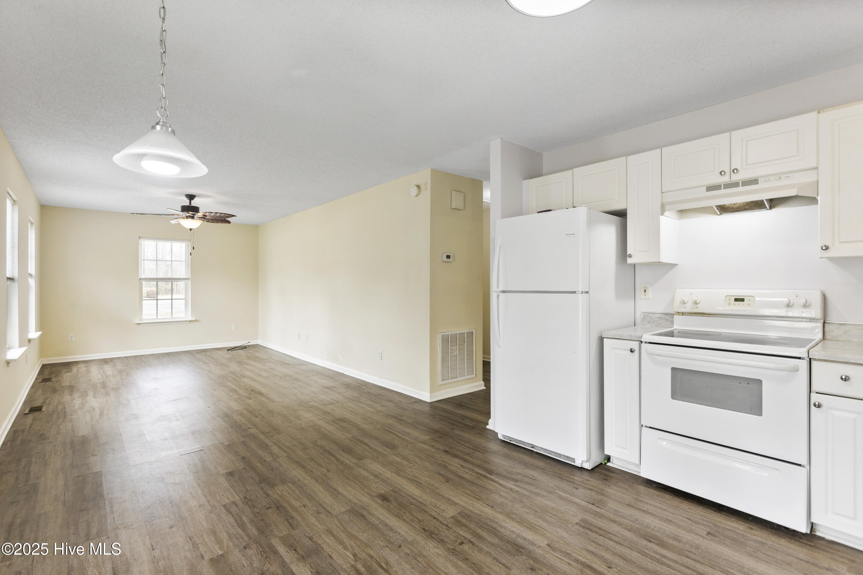 220 Tram Road