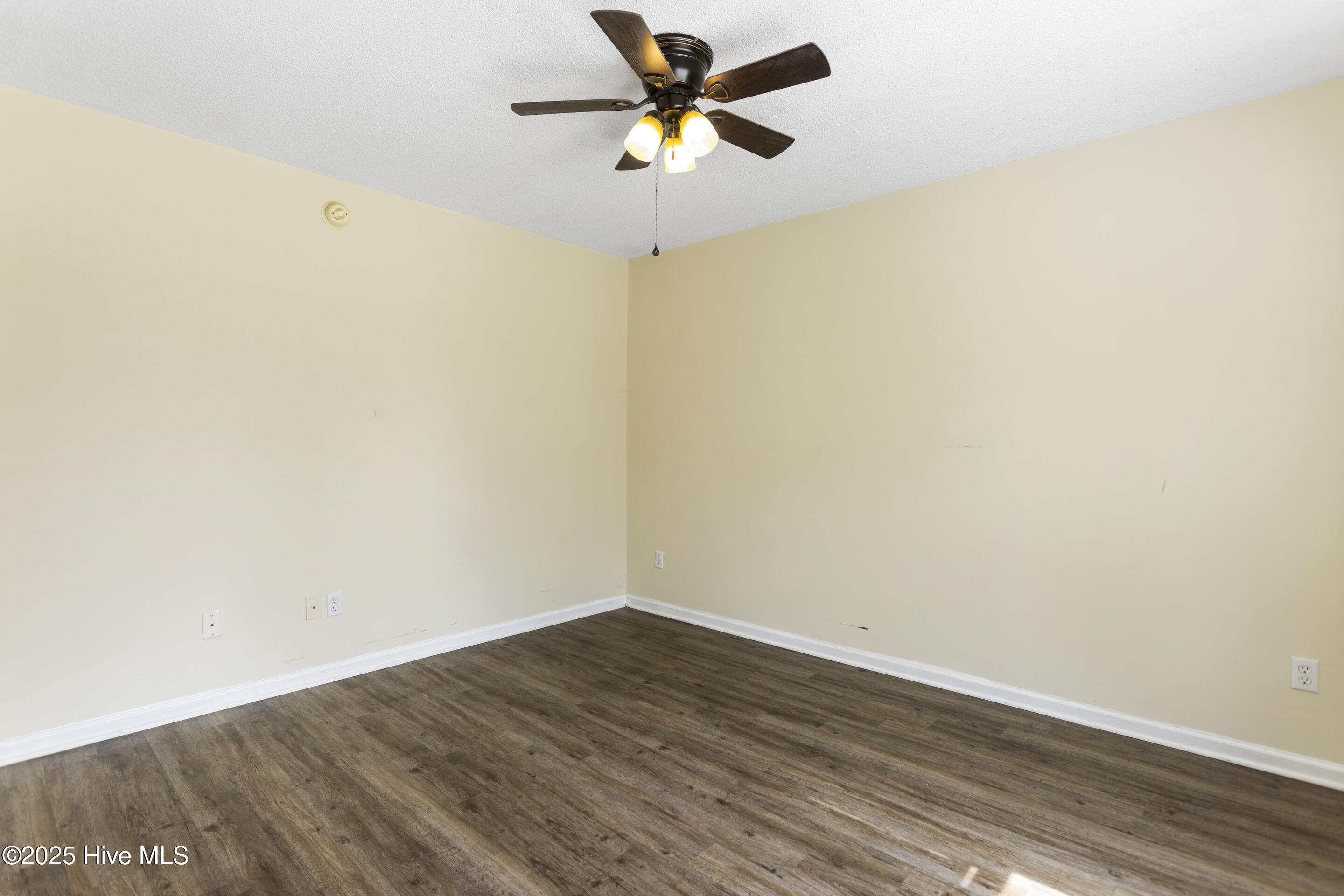 220 Tram Road