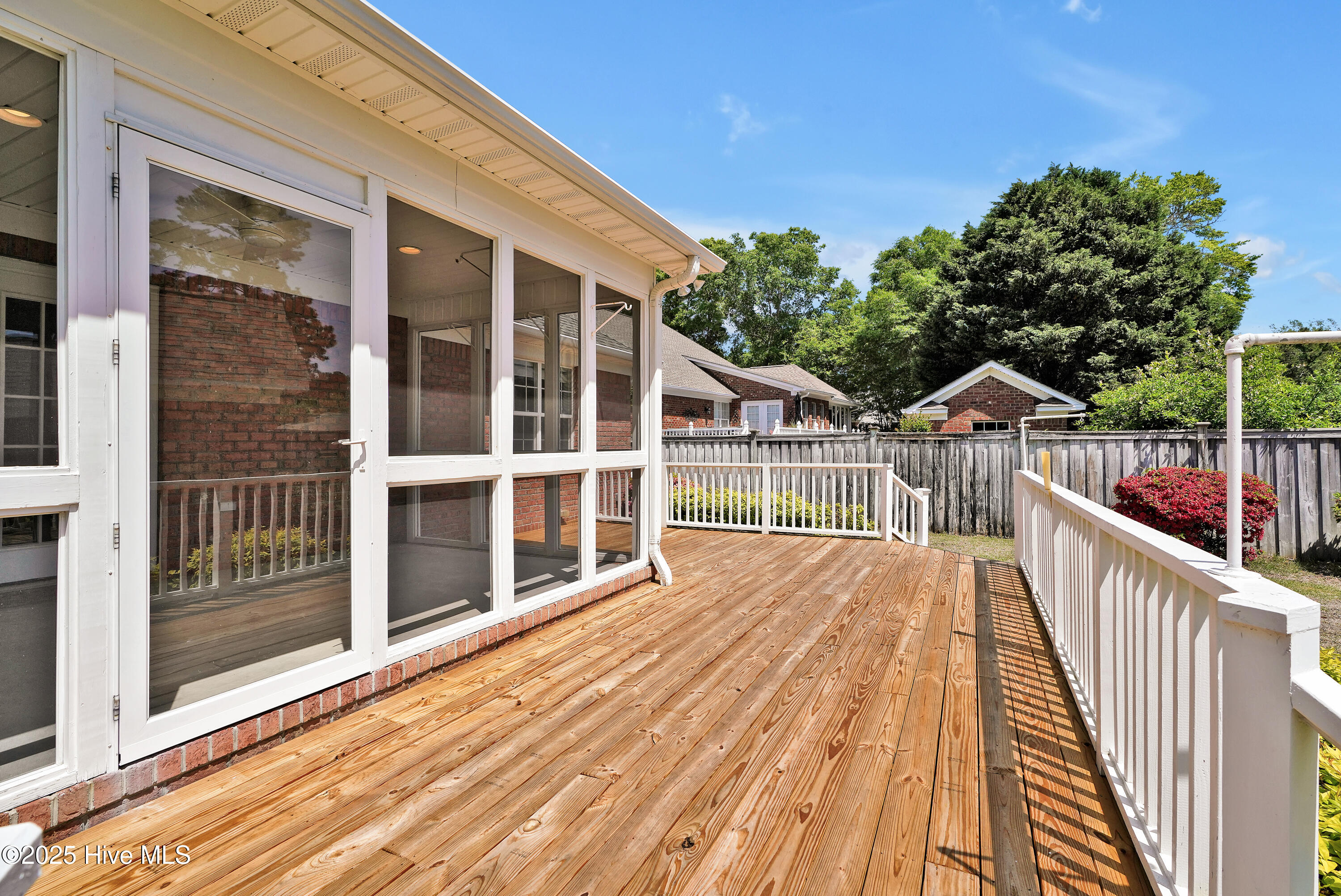 704 Sea Castle Court