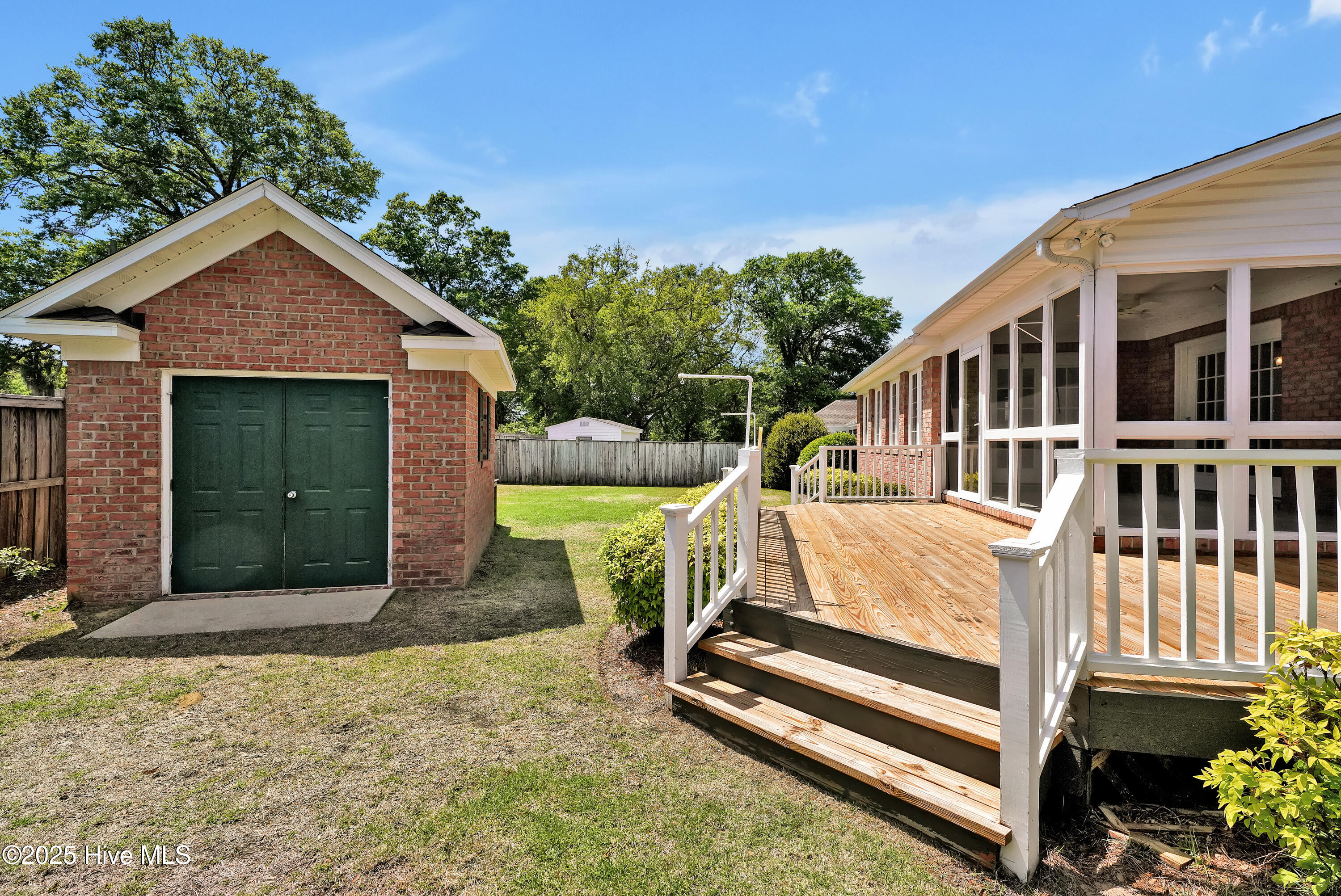 704 Sea Castle Court