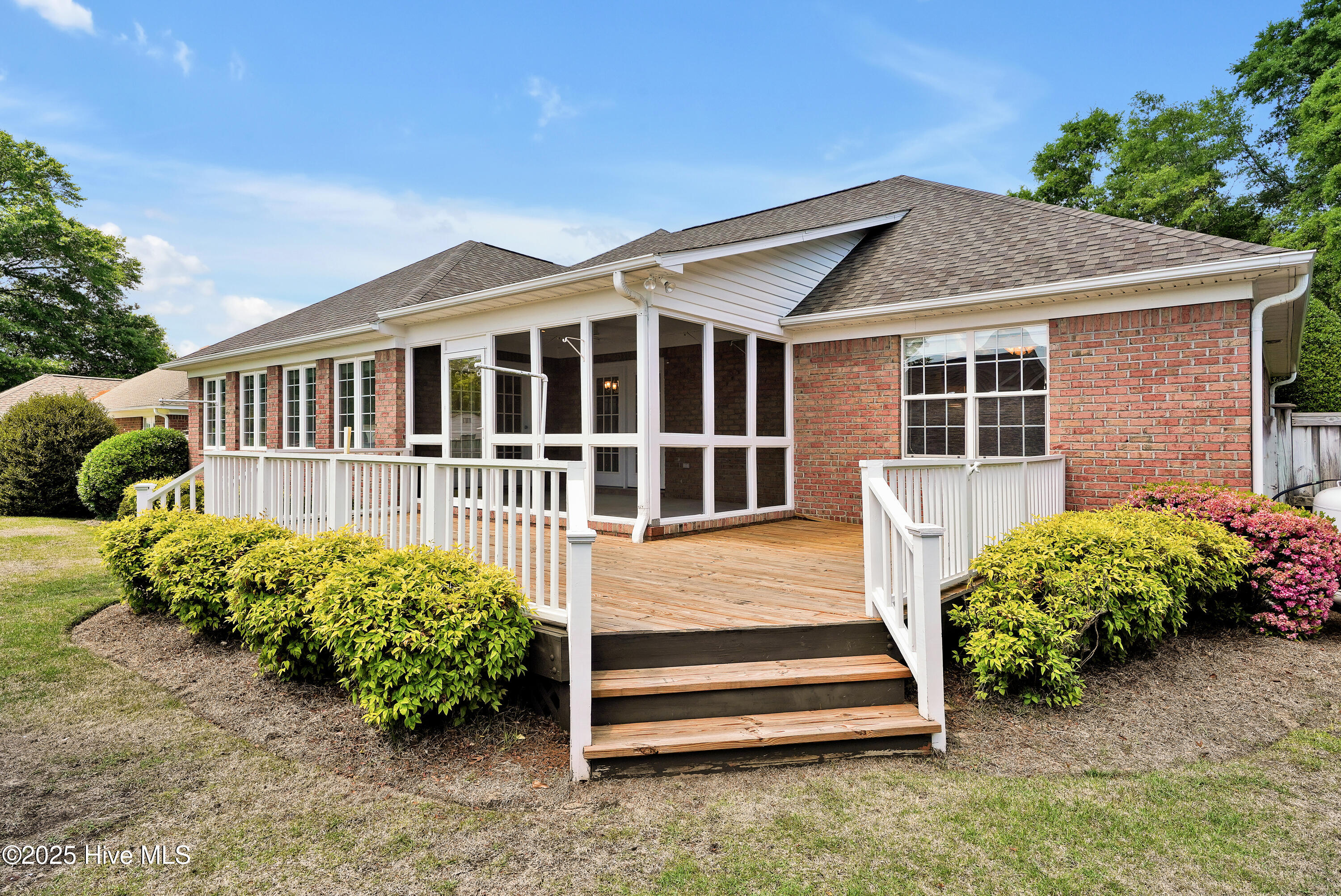 704 Sea Castle Court