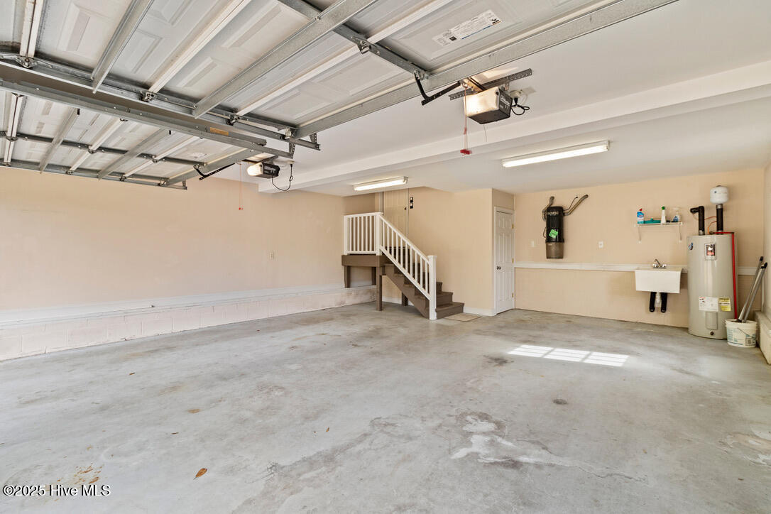 704 Sea Castle Court