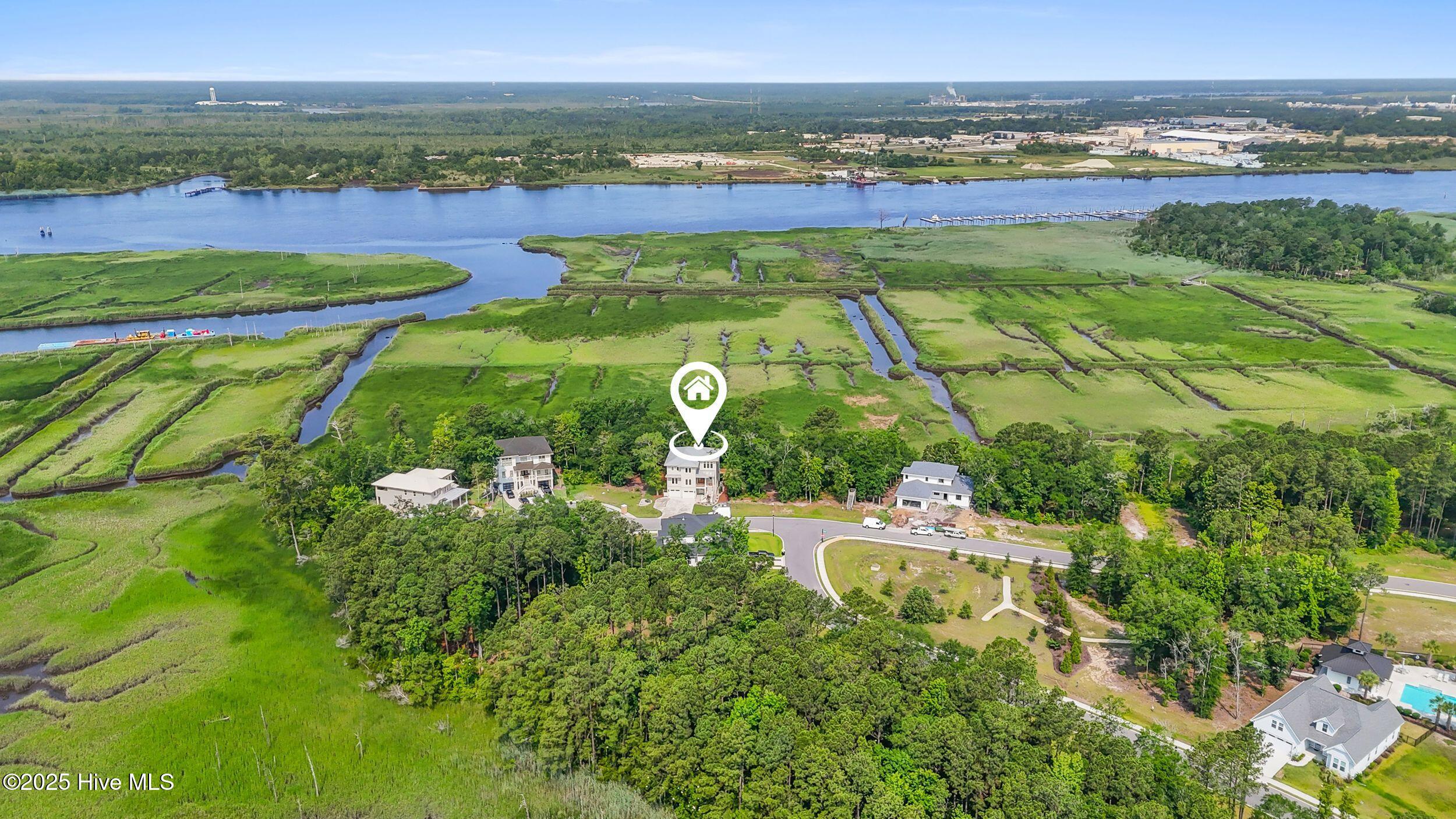 1515 Riverview Terrace