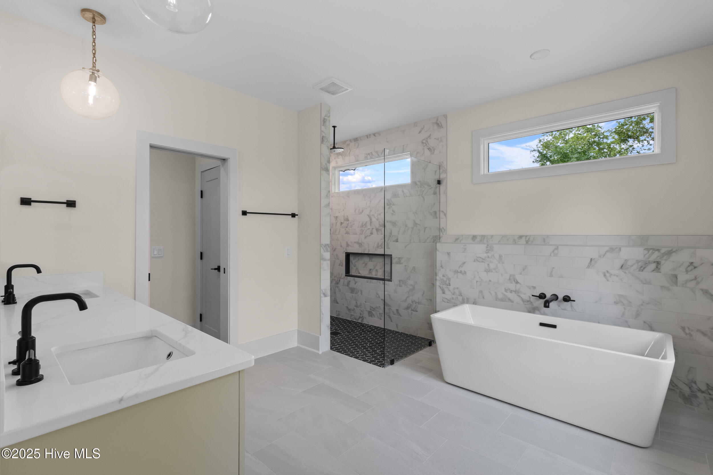 1515 Riverview Terrace