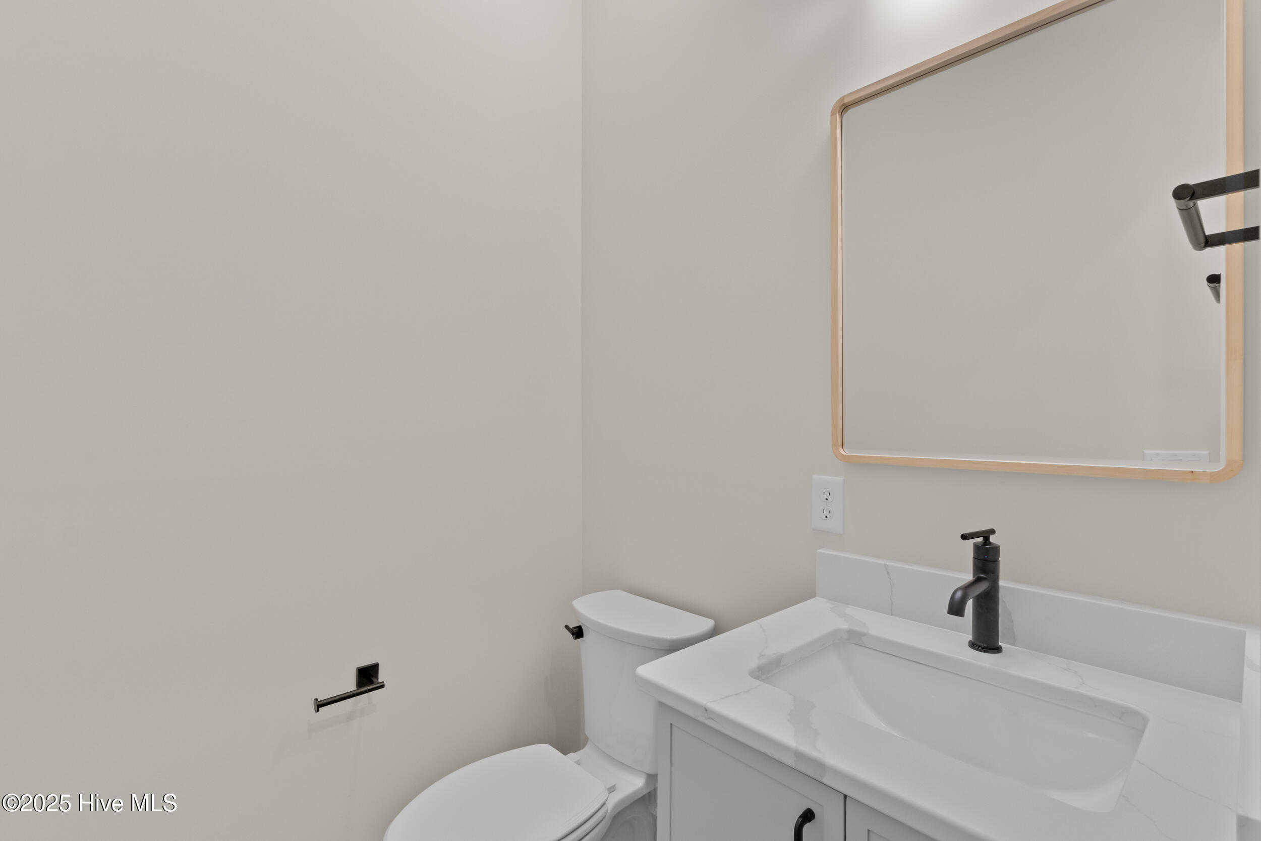 1515 Riverview Terrace