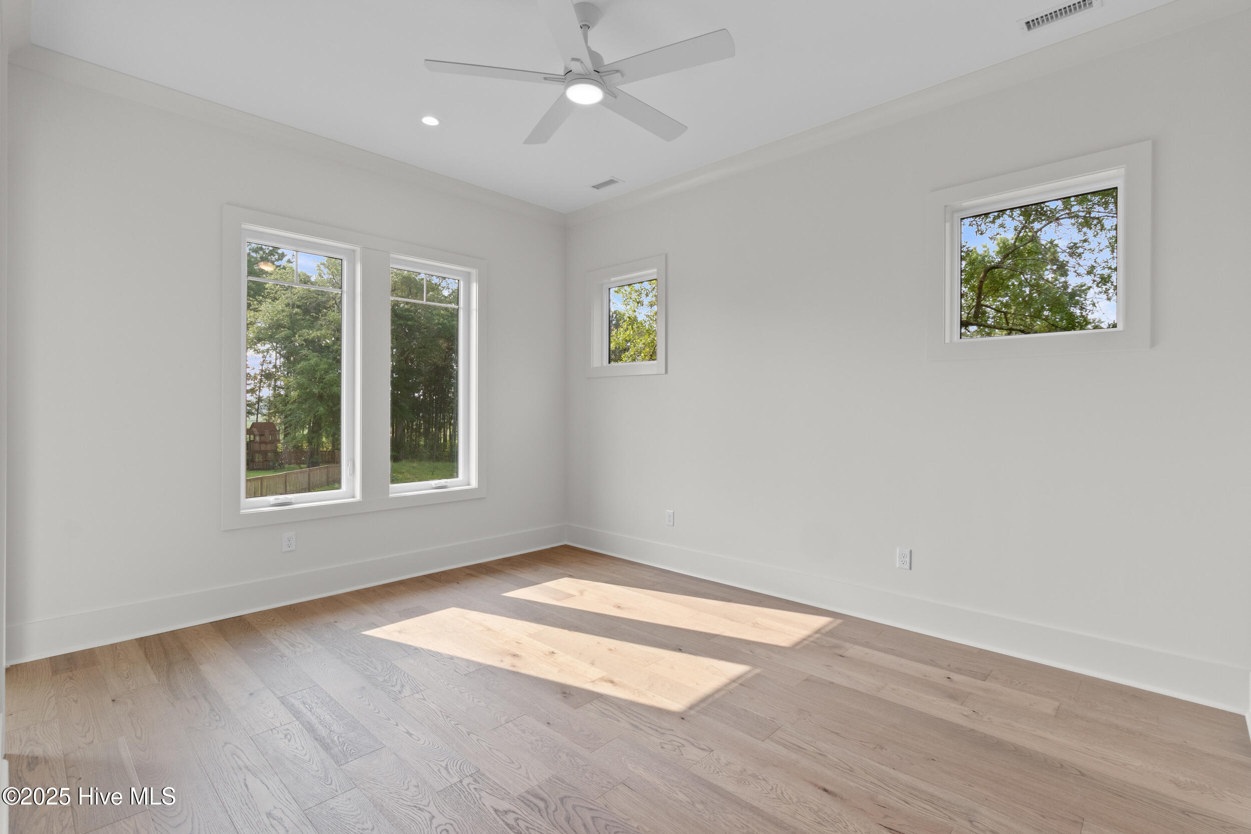 1515 Riverview Terrace