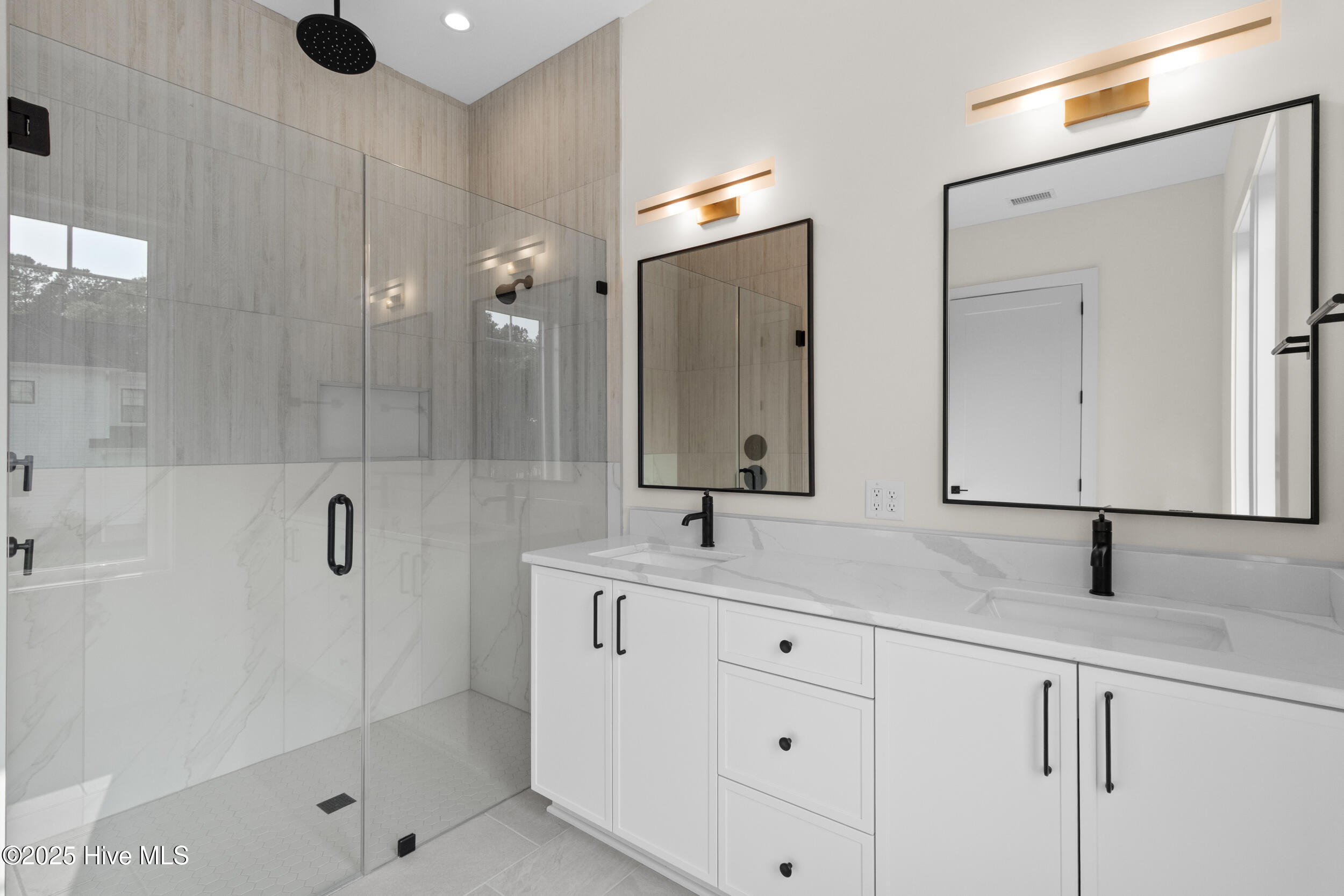 1515 Riverview Terrace