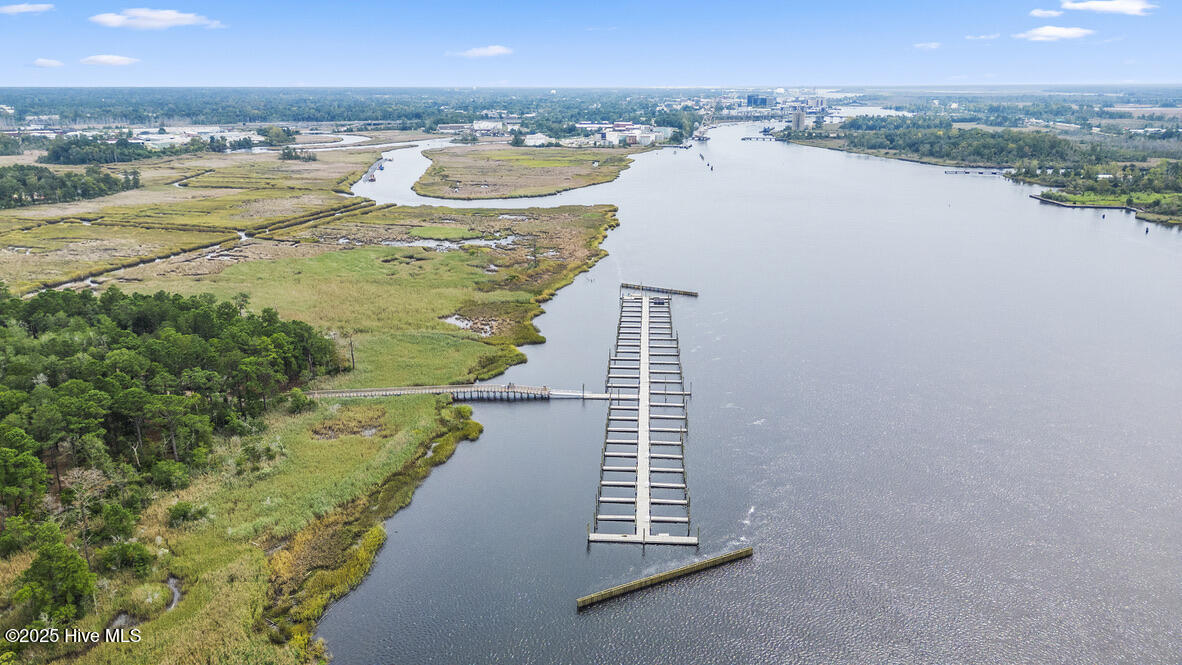 1608 Riverview Terrace