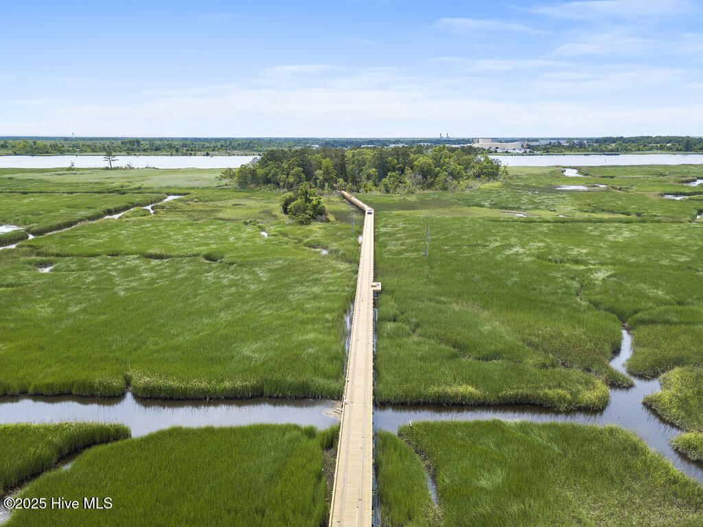 1608 Riverview Terrace