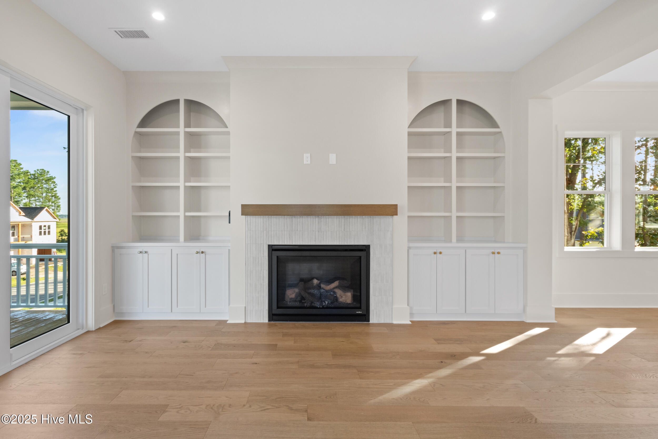 1608 Riverview Terrace