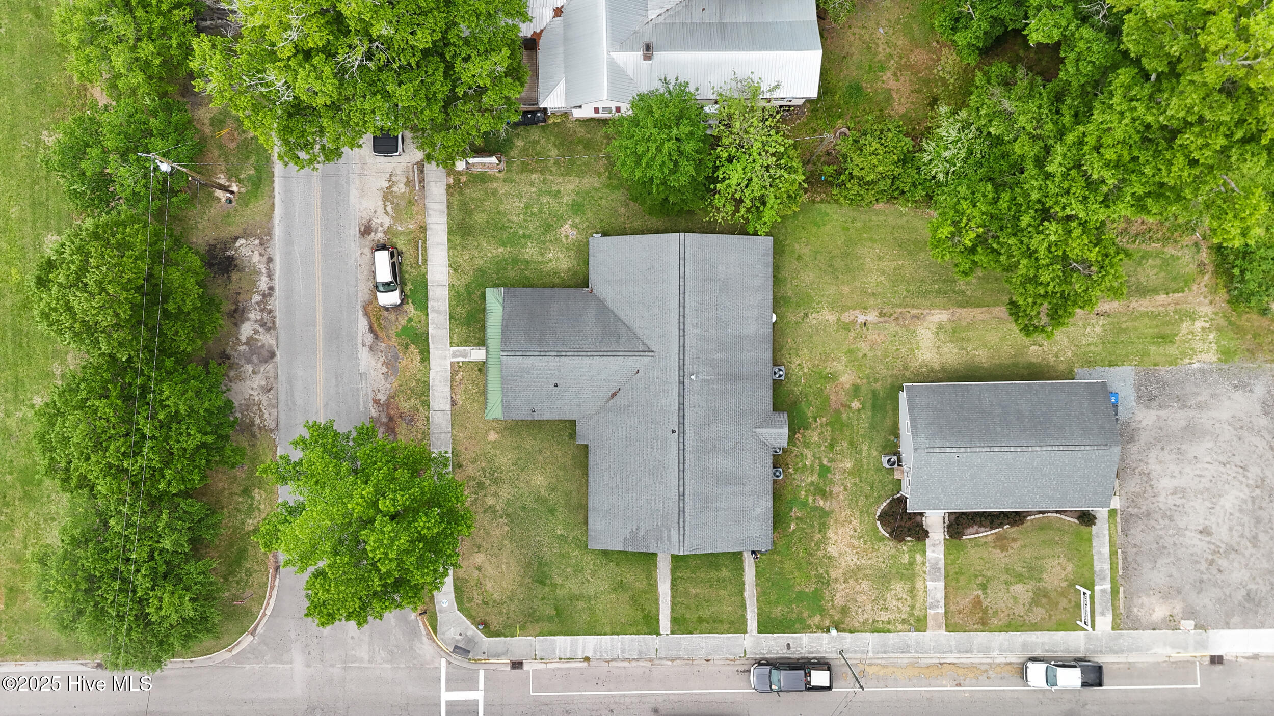 100 N Dickerson Street