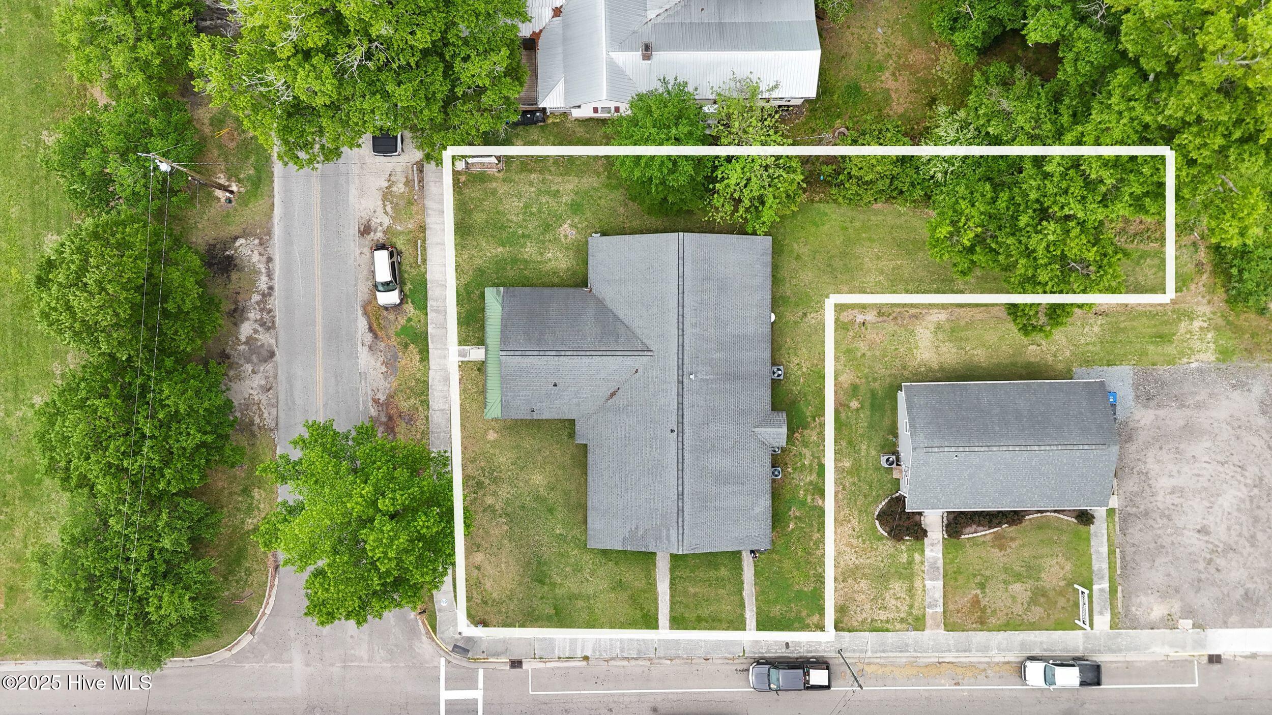 100 N Dickerson Street