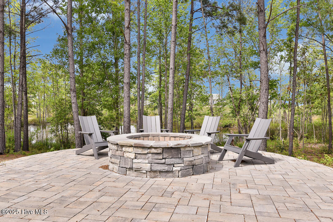 8132 77 Grand Harbour Court