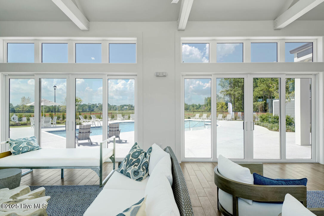 8132 77 Grand Harbour Court