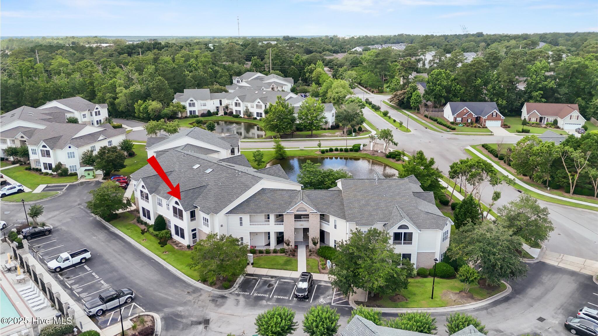 211 Fullford Lane, Unit 201