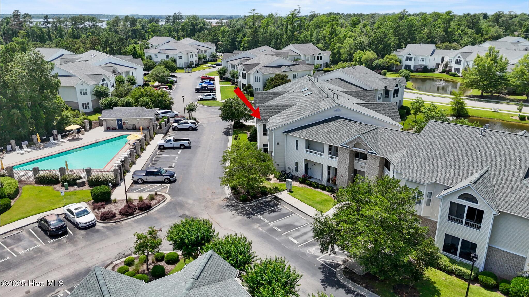 211 Fullford Lane, Unit 201