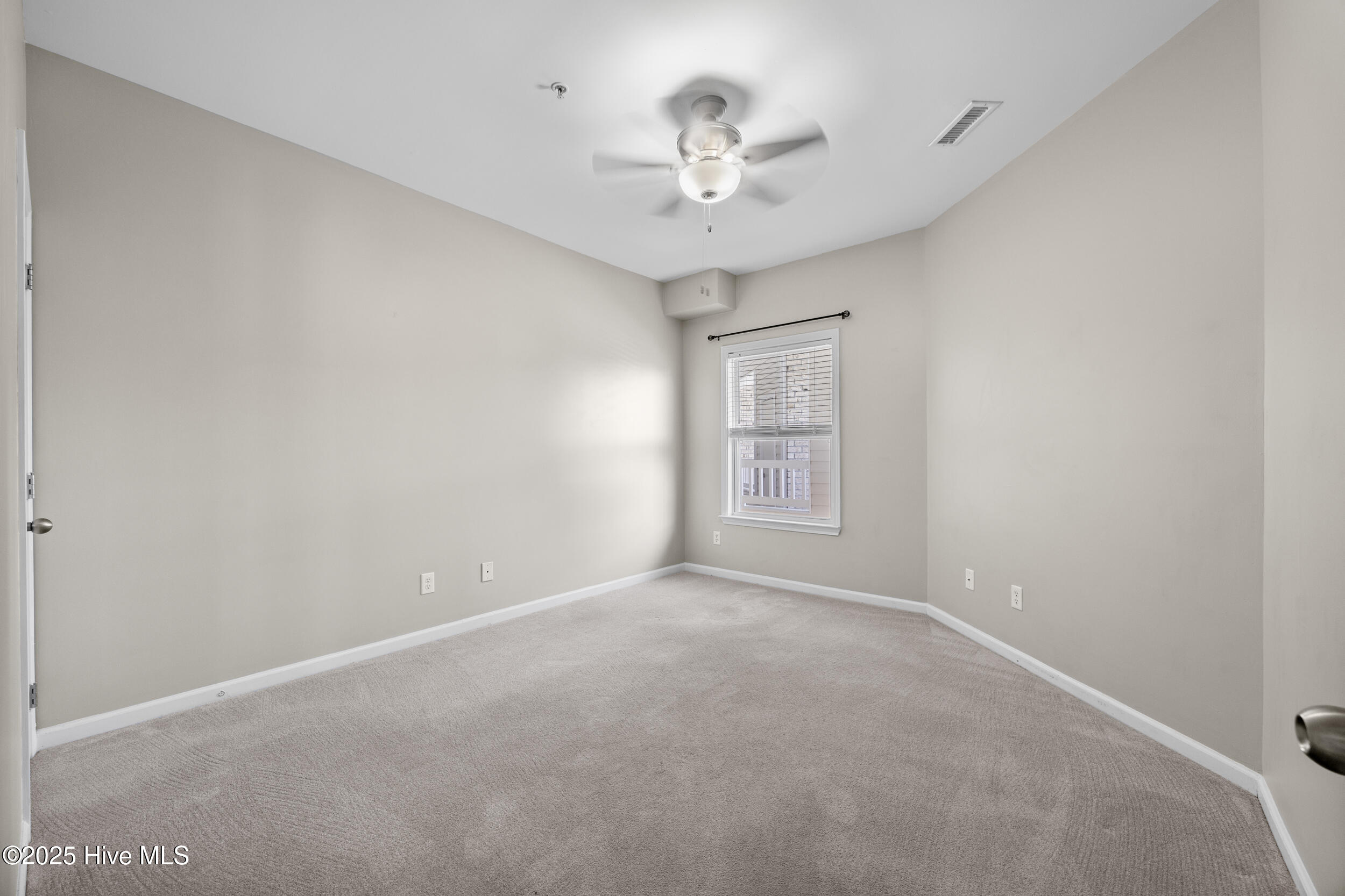 211 Fullford Lane, Unit 201