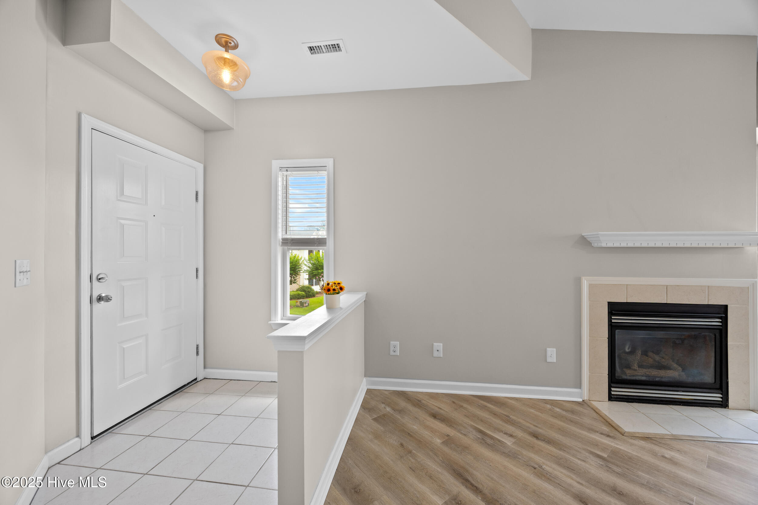 211 Fullford Lane, Unit 201