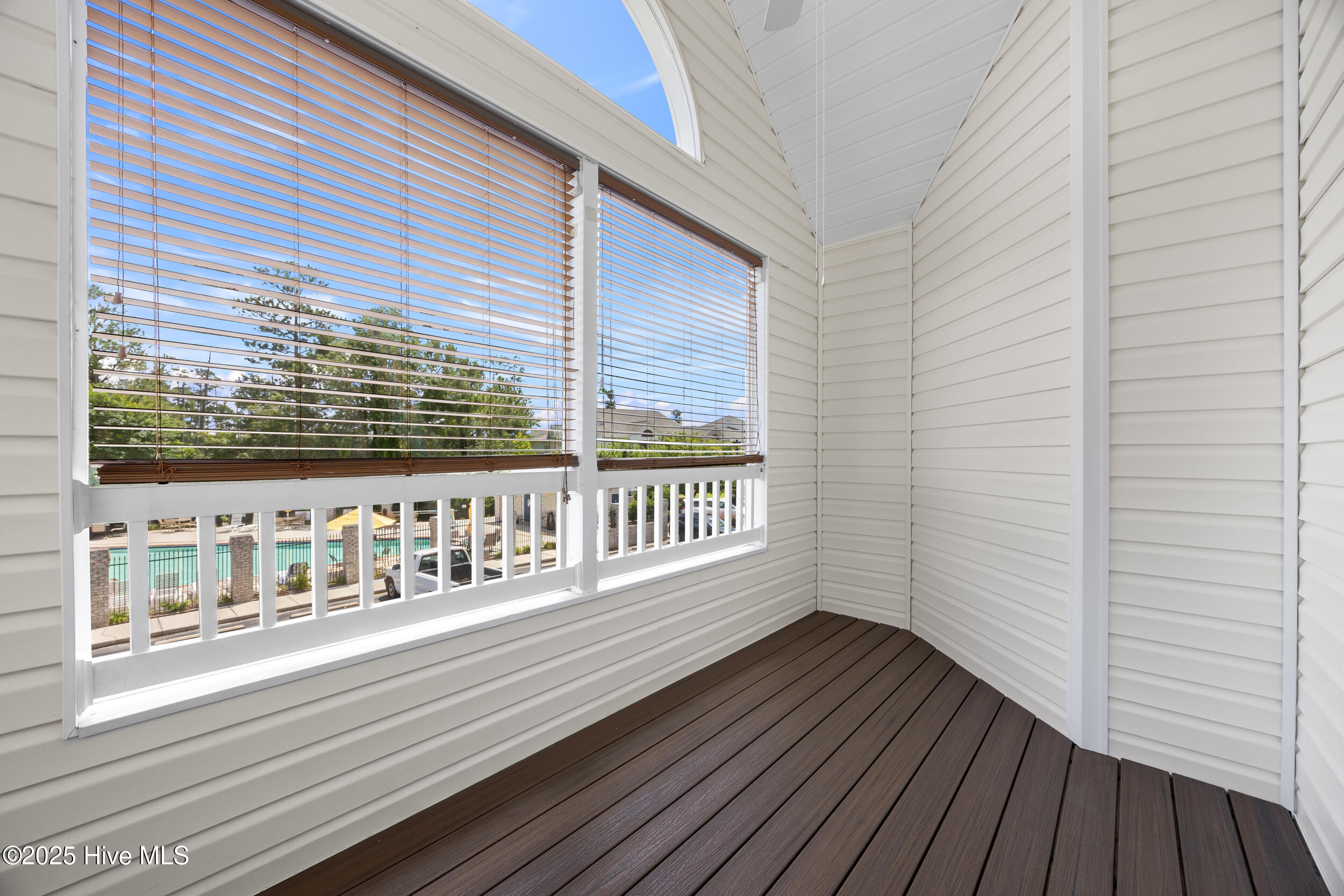 211 Fullford Lane, Unit 201