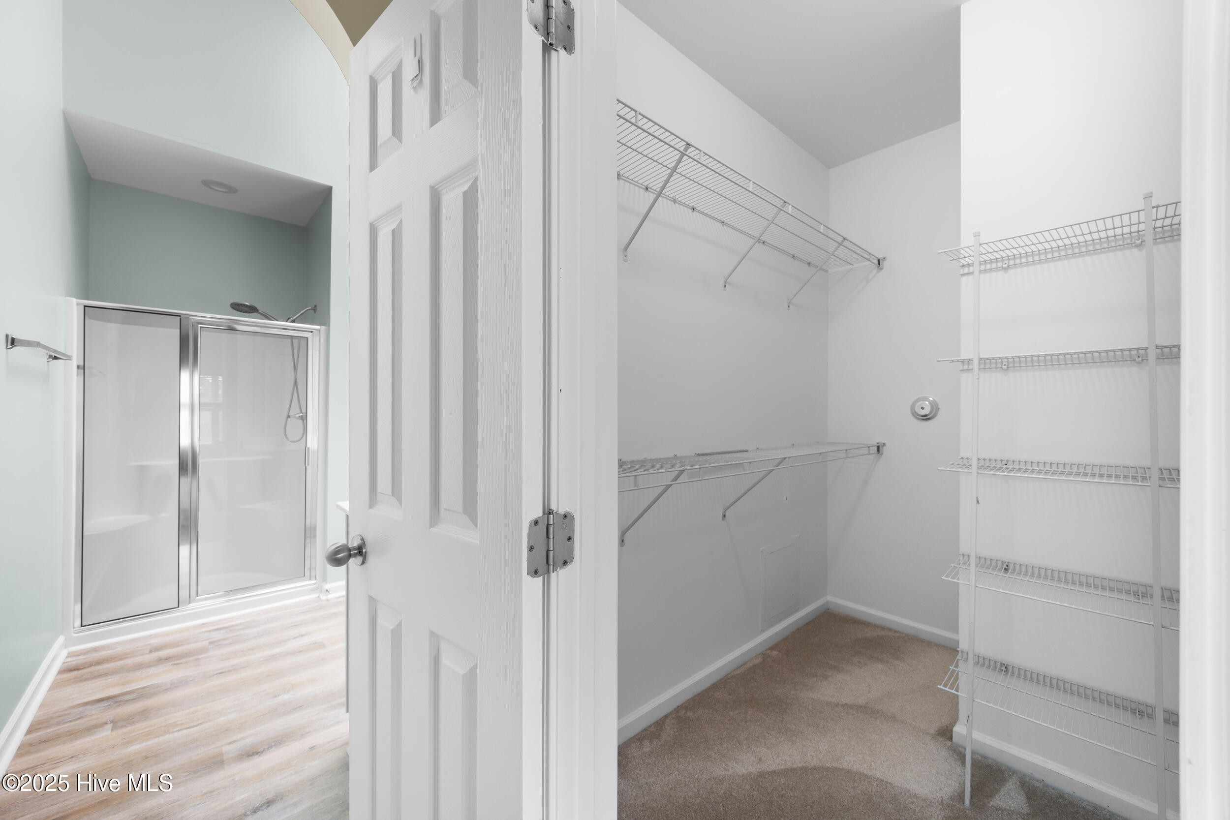 211 Fullford Lane, Unit 201