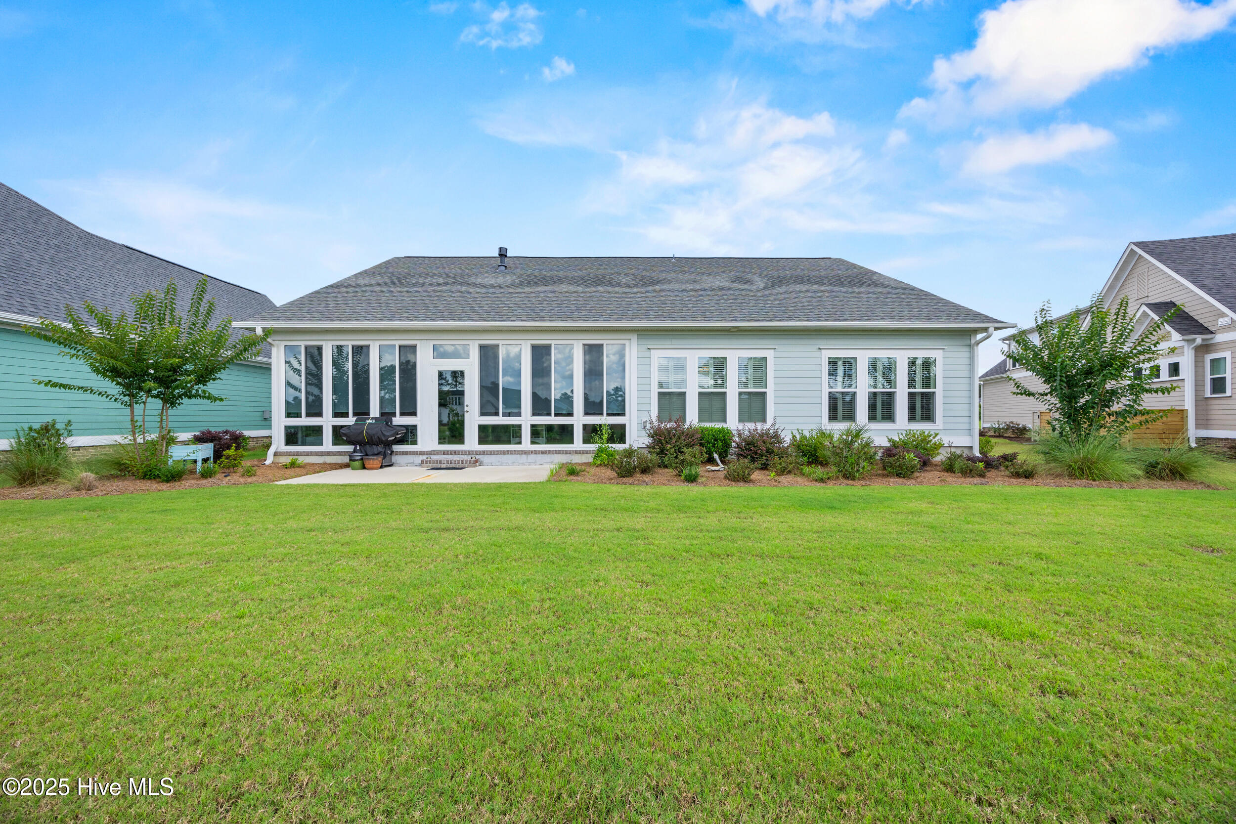 8633 Piney Hollow Court NE