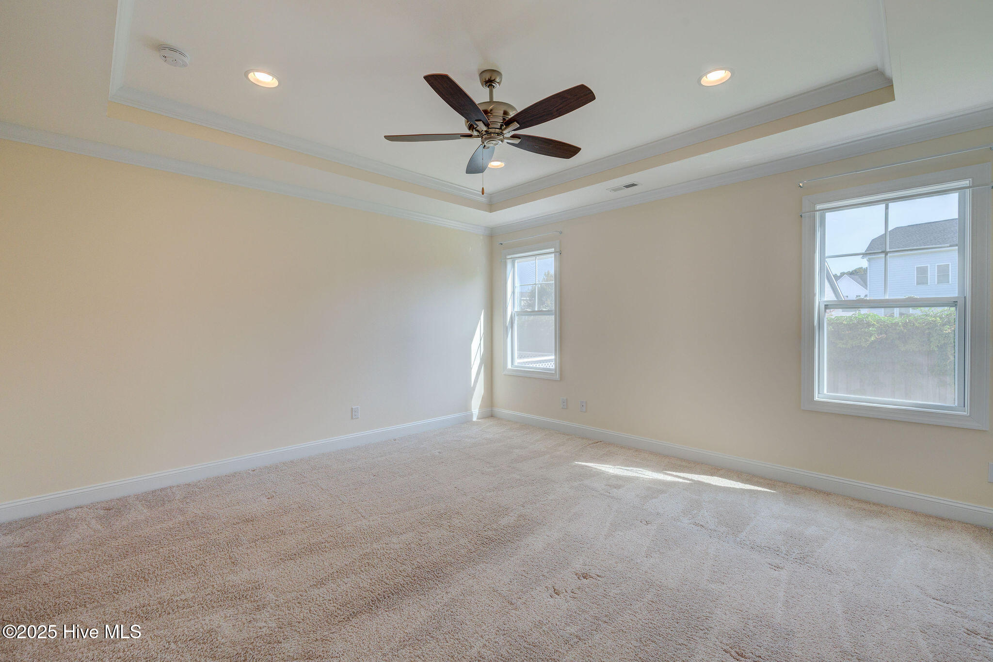 134 N Lamplighters Walk