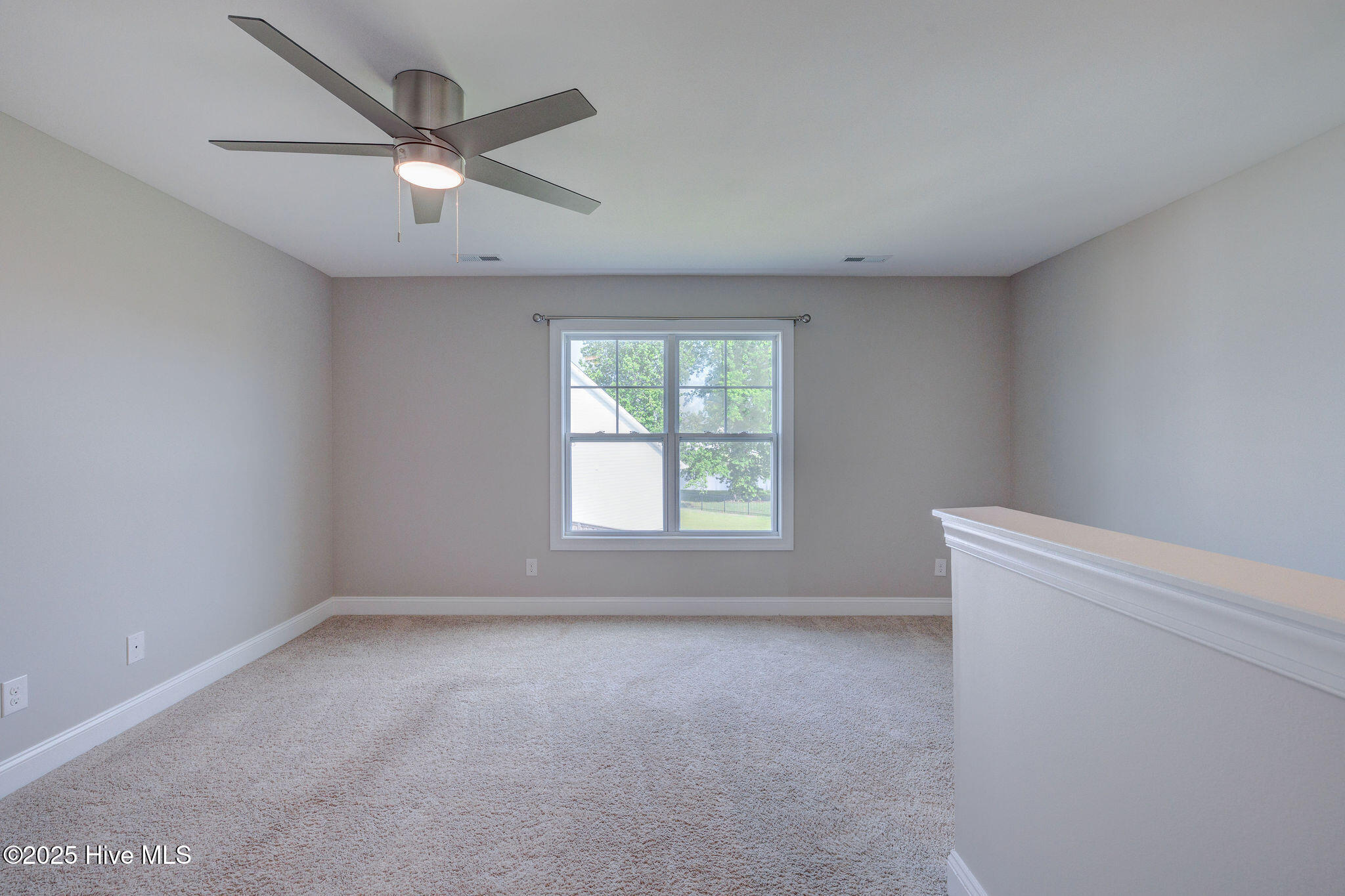 134 N Lamplighters Walk