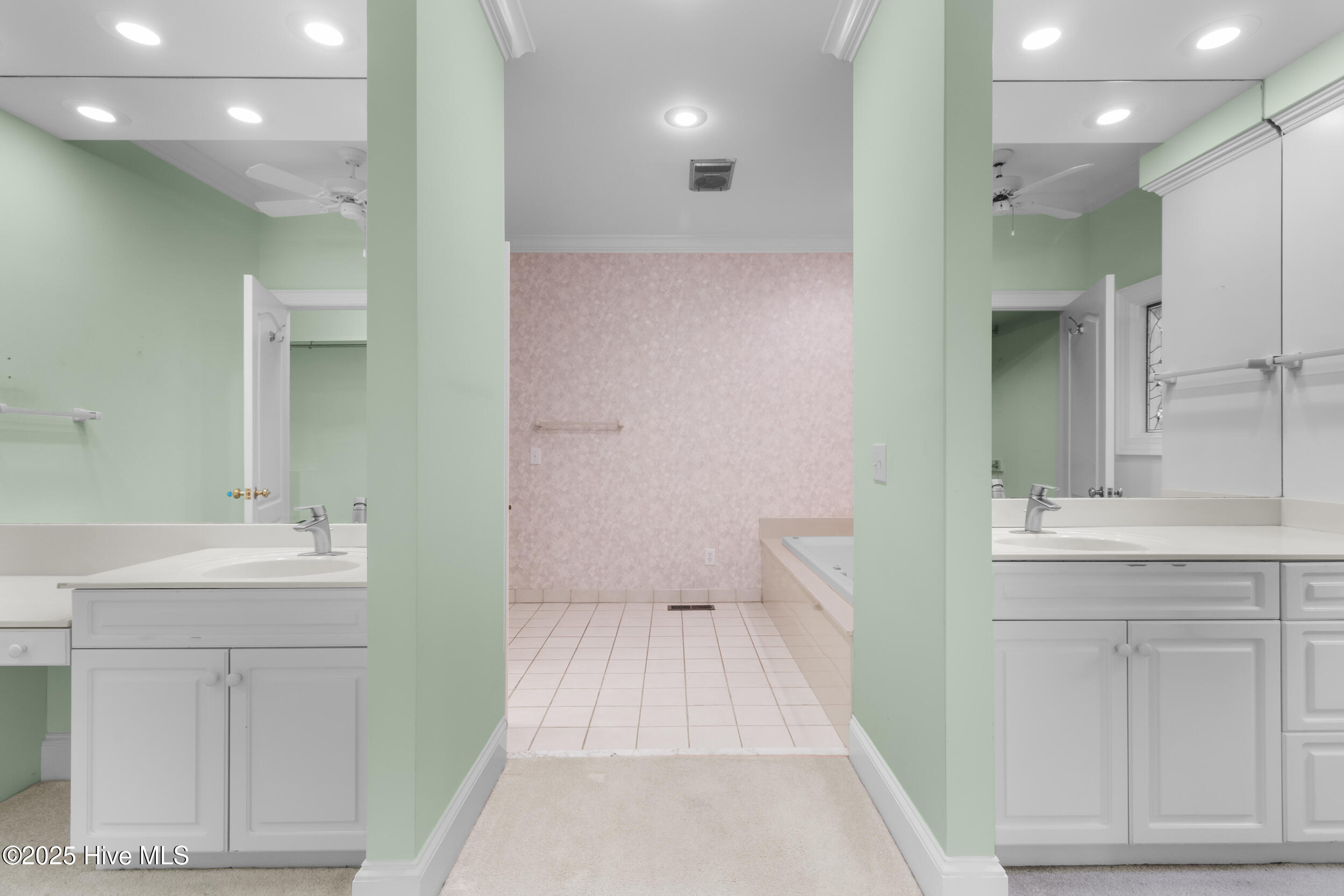 2000 Marsh Harbor Place