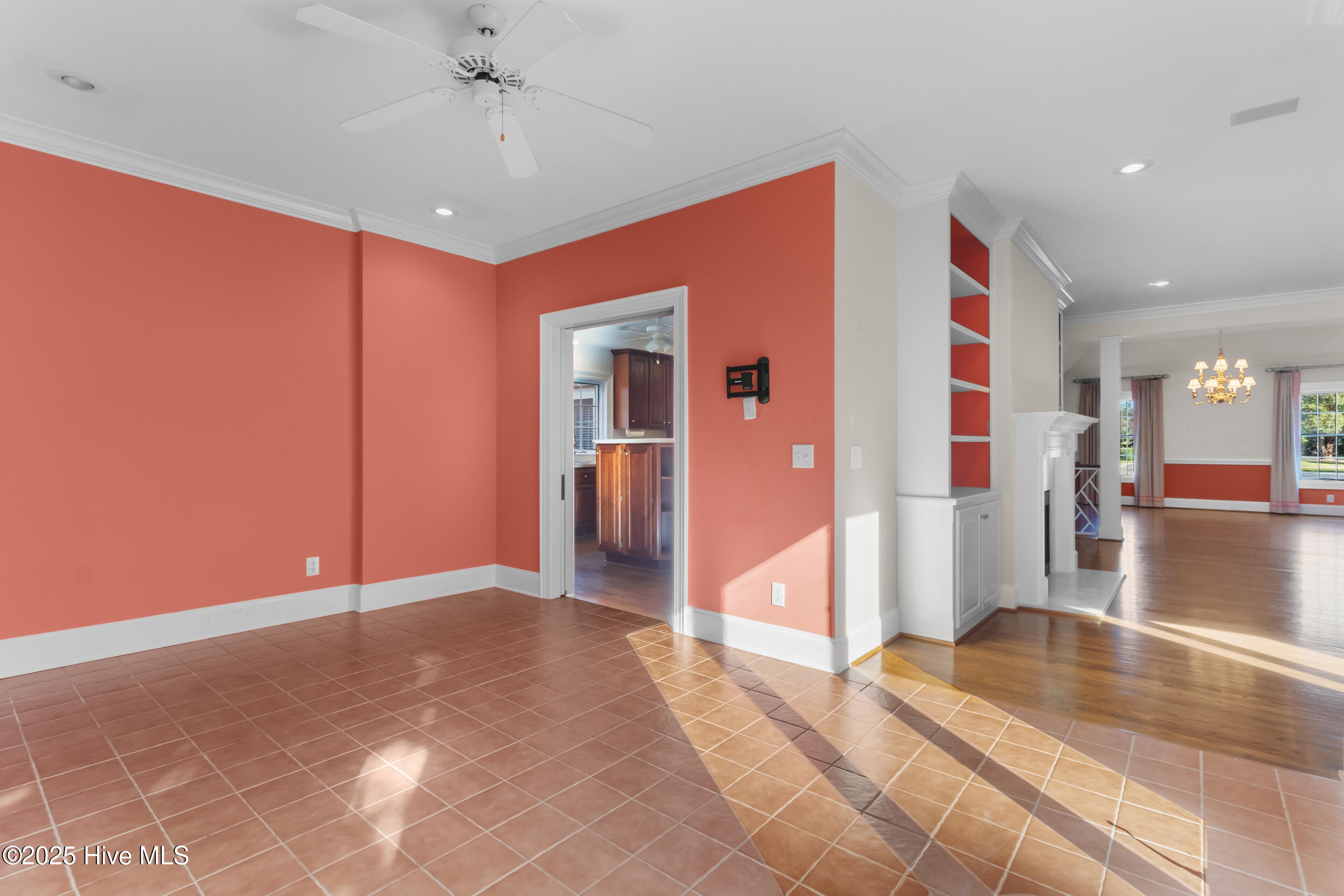 2000 Marsh Harbor Place