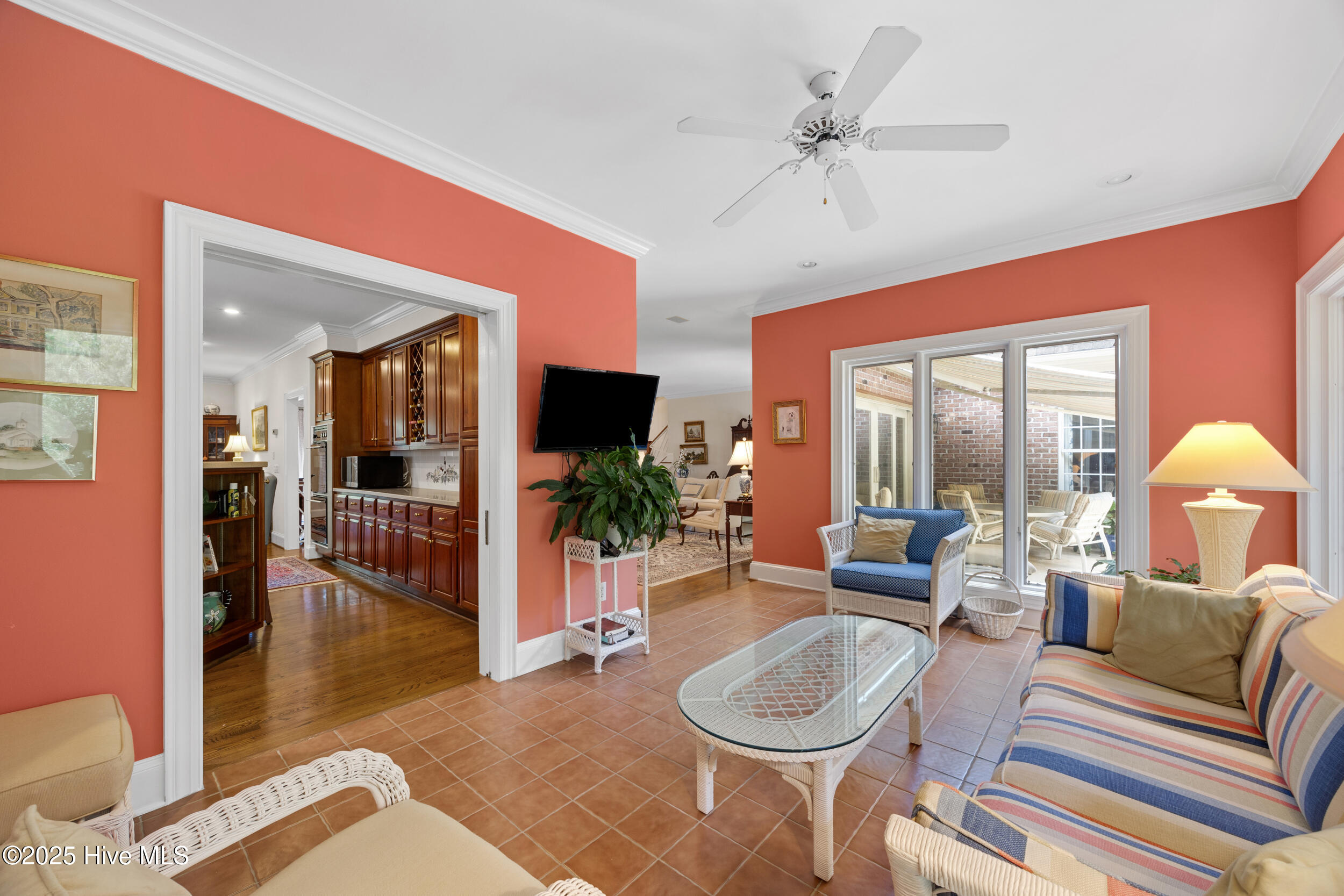 2000 Marsh Harbor Place