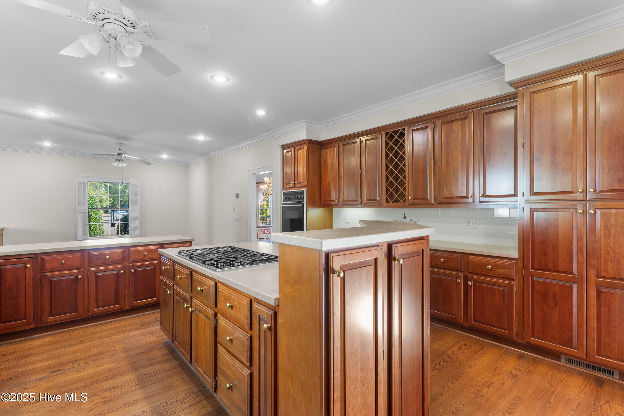 2000 Marsh Harbor Place