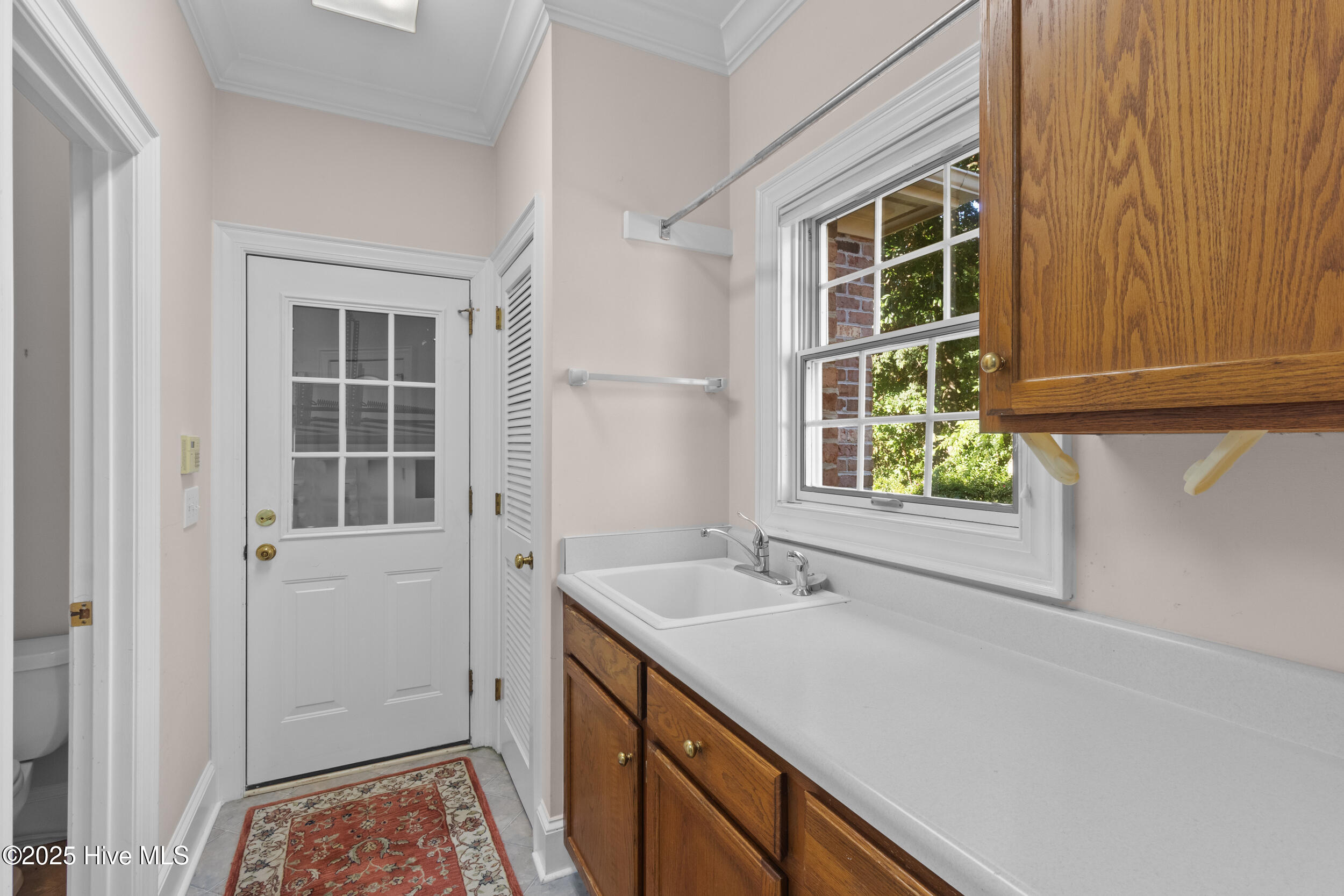 2000 Marsh Harbor Place