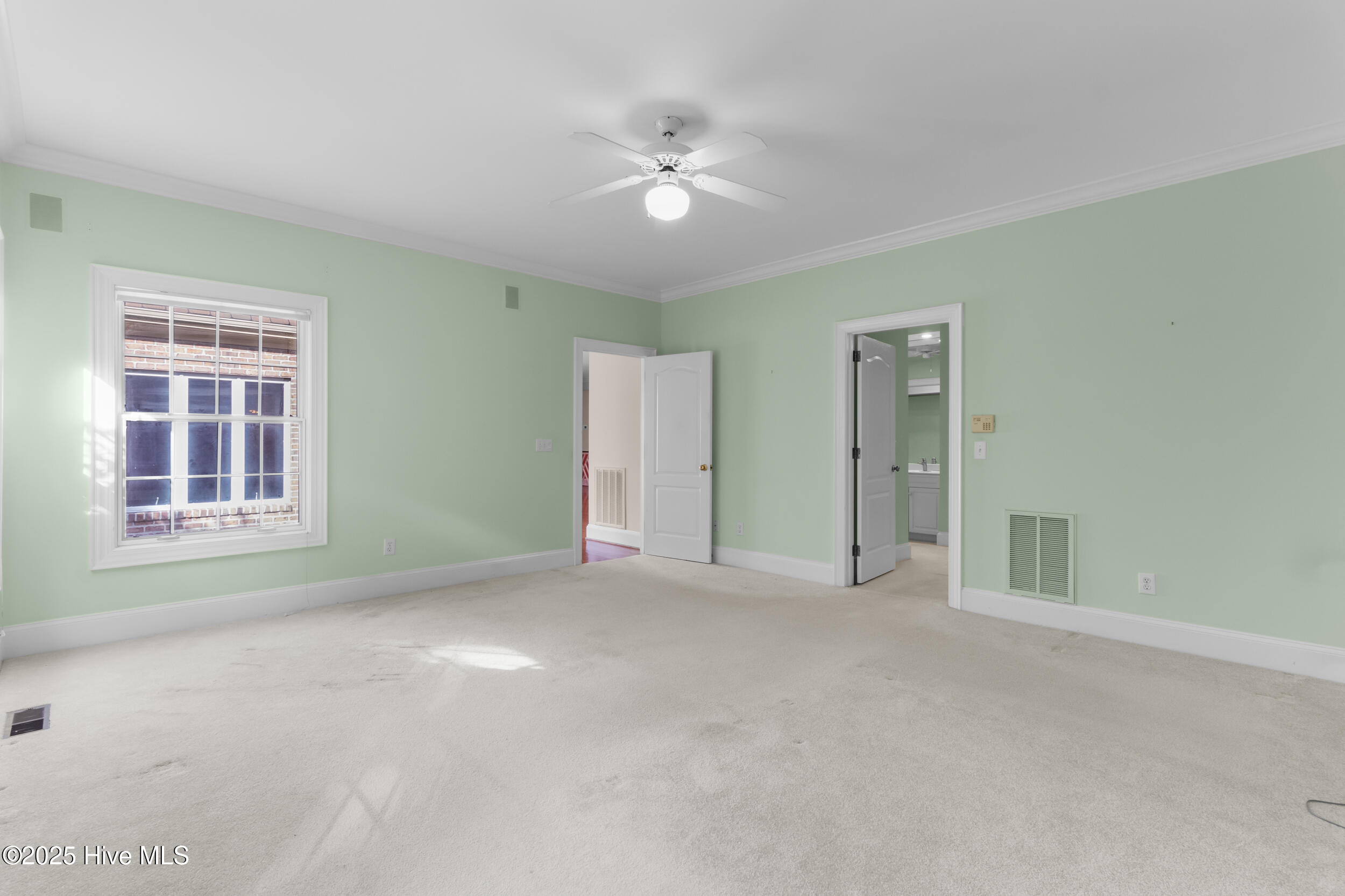 2000 Marsh Harbor Place